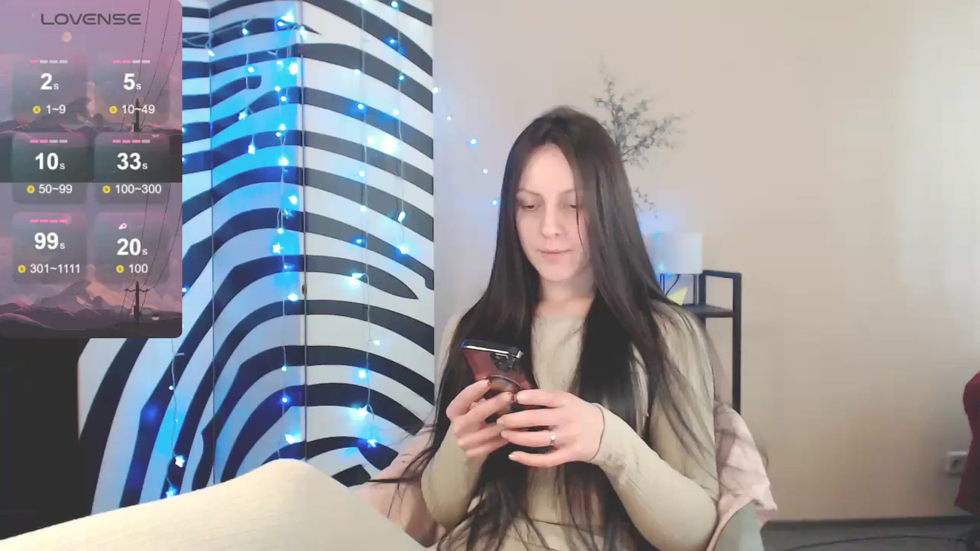Gallery image thumbnail from MiracleMiss's myfreecams stream on, 04/16/2025, 14:00 image 7 of 20