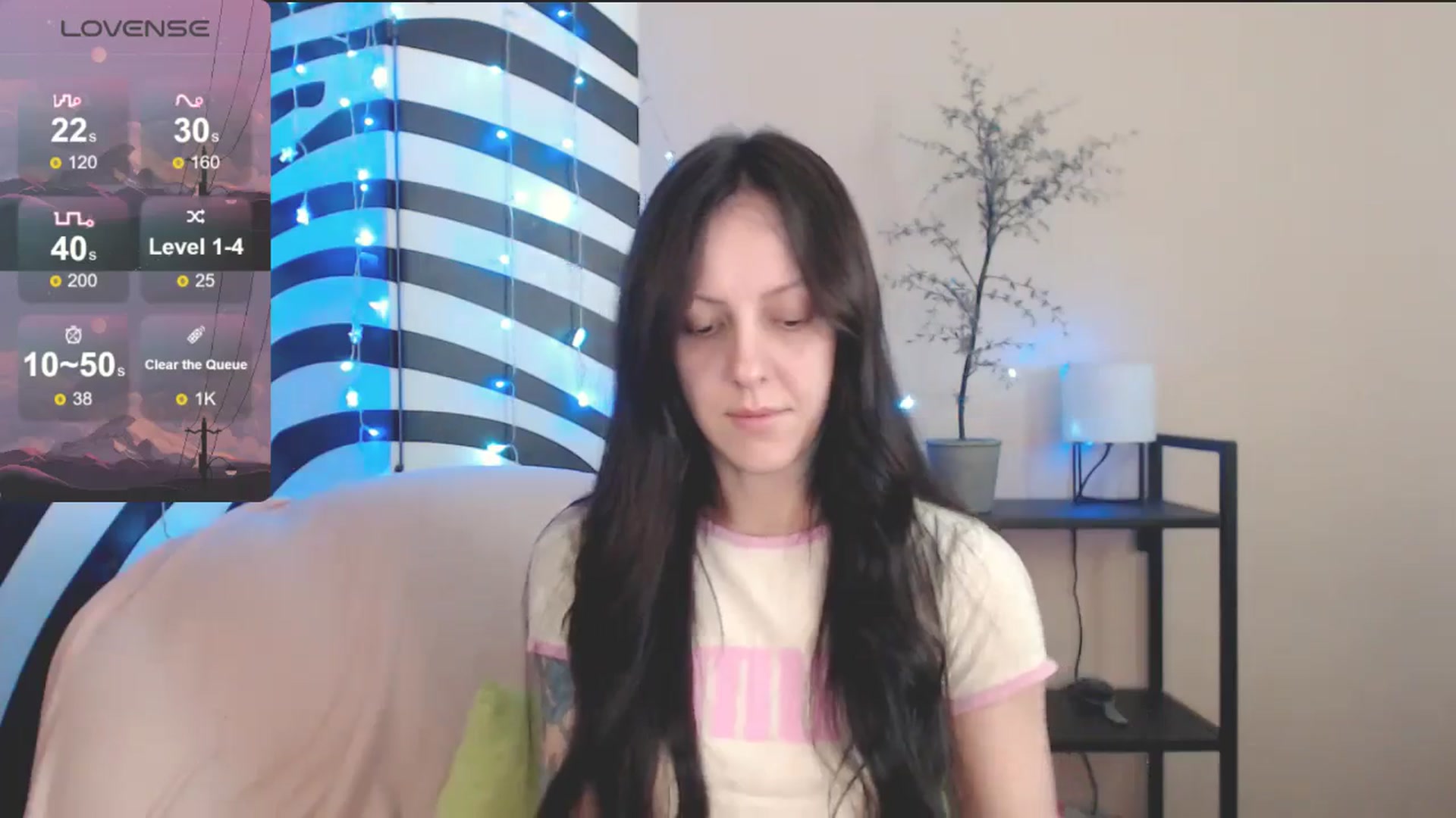 Gallery image thumbnail from MiracleMiss's myfreecams stream on, 04/18/2025, 10:35 image 3 of 20