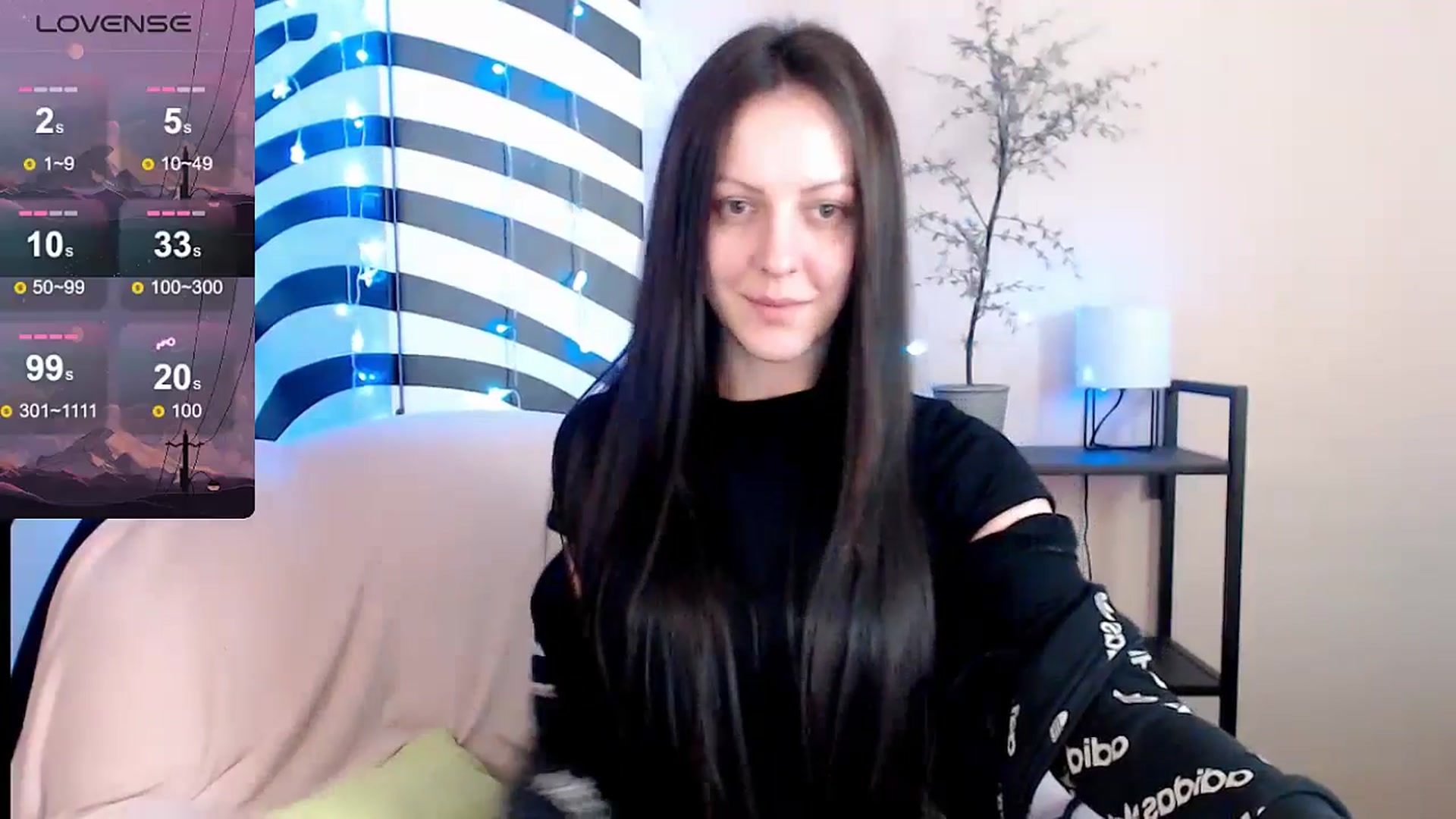 Gallery image thumbnail from MiracleMiss's myfreecams stream on, 04/19/2025, 10:54 image 3 of 20