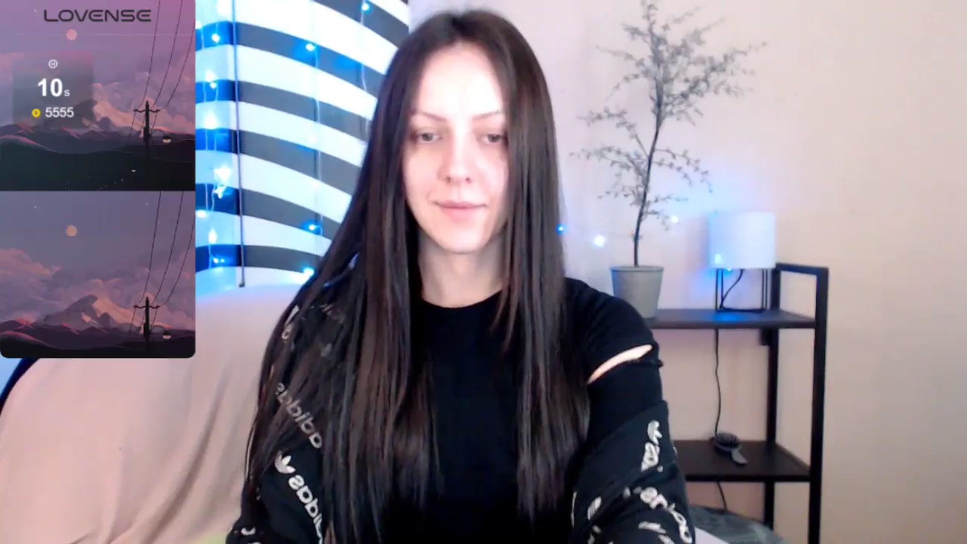 Gallery image thumbnail from MiracleMiss's myfreecams stream on, 04/19/2025, 10:54 image 8 of 20
