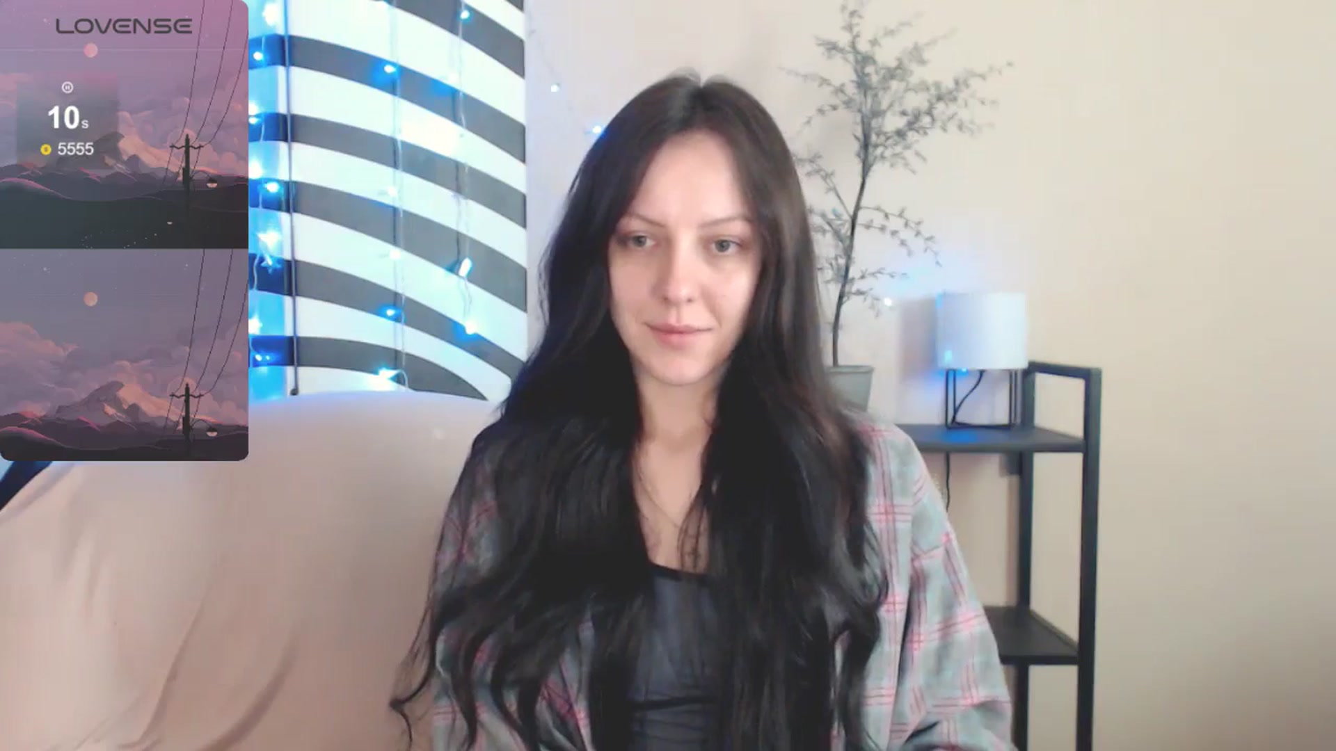 Gallery image thumbnail from MiracleMiss's myfreecams stream on, 04/21/2025, 10:19 image 4 of 20