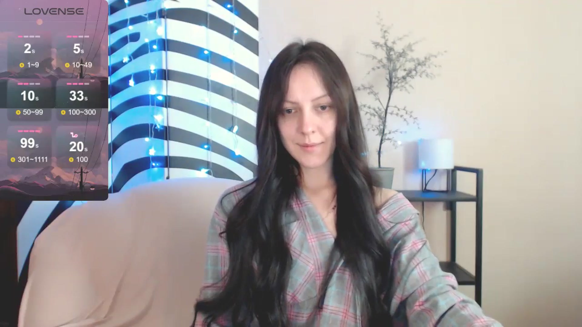 Gallery image thumbnail from MiracleMiss's myfreecams stream on, 04/21/2025, 10:35 image 16 of 20
