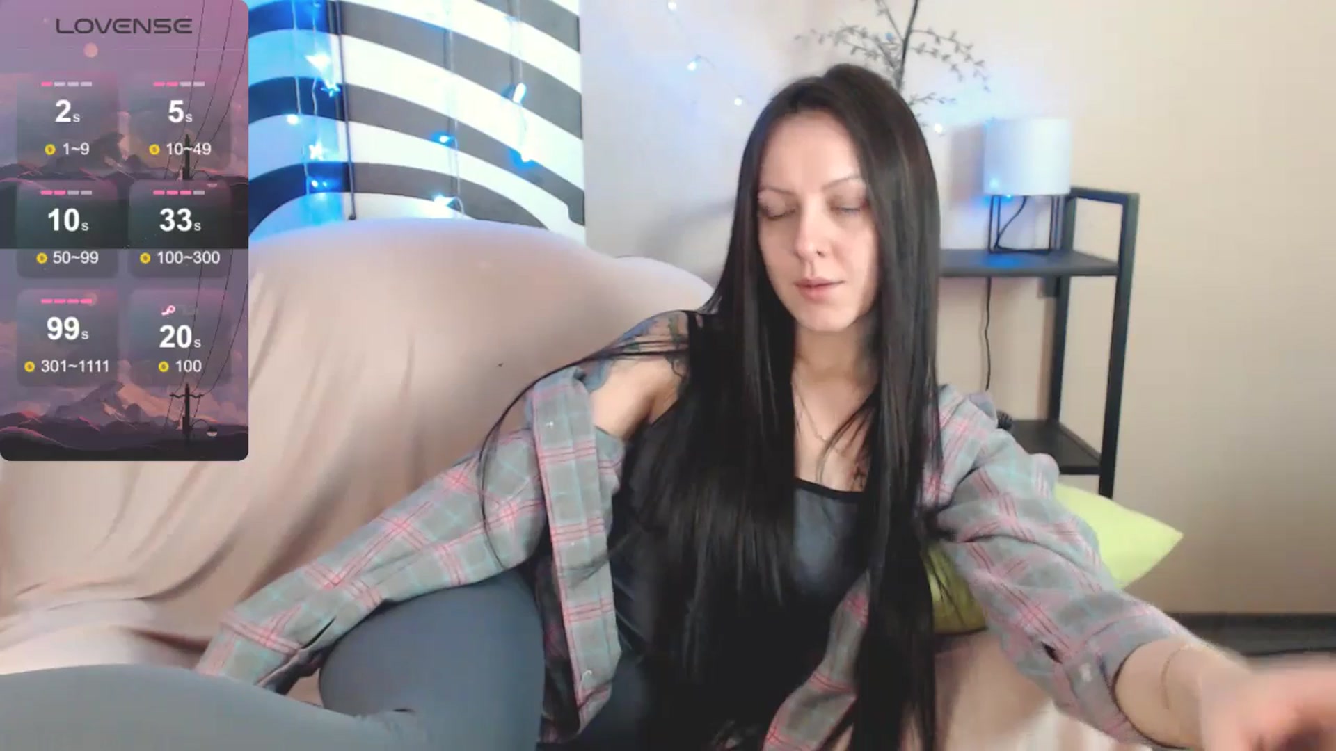 Gallery image thumbnail from MiracleMiss's myfreecams stream on, 04/24/2025, 10:48 image 3 of 20
