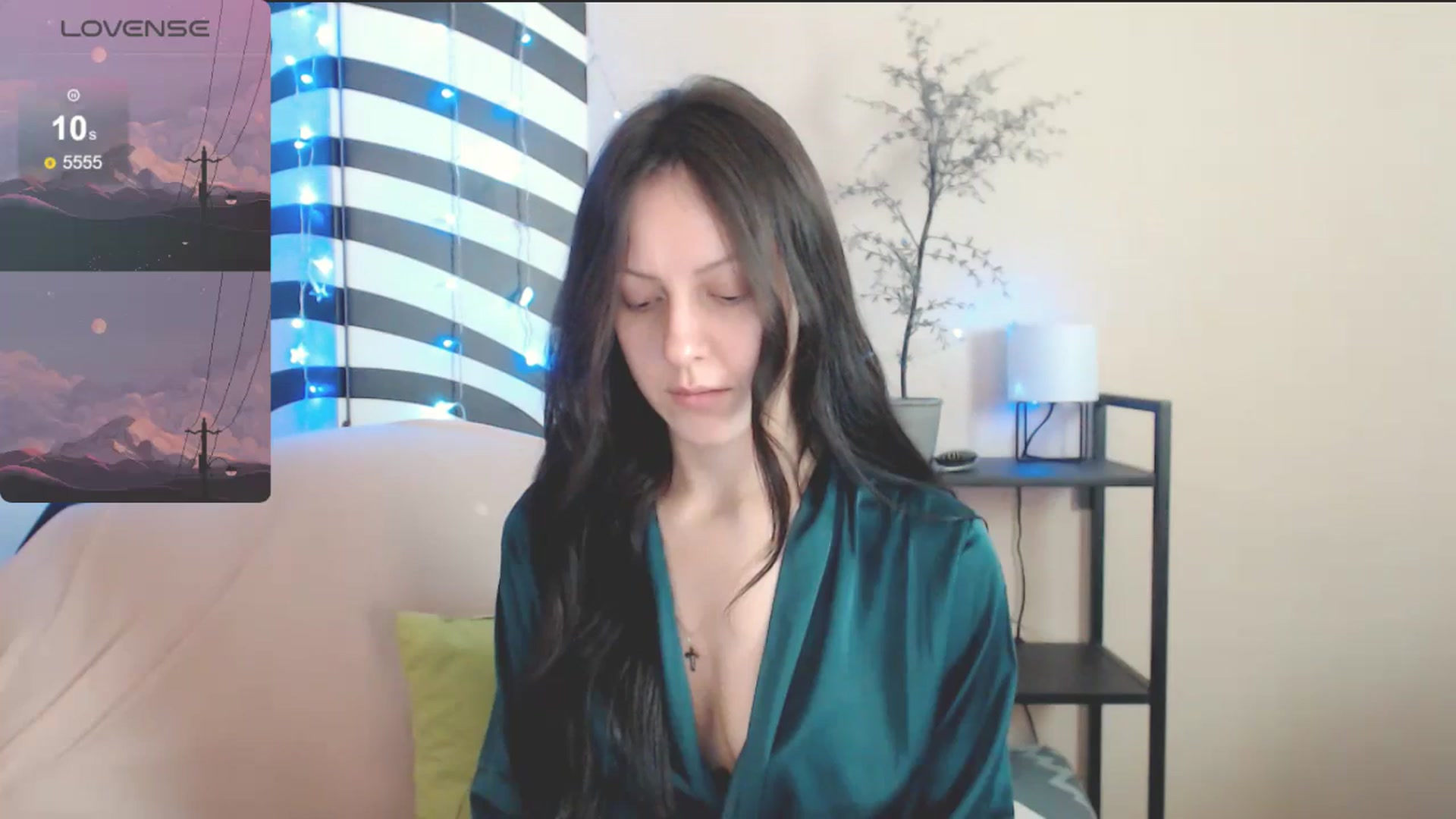 Gallery image thumbnail from MiracleMiss's myfreecams stream on, 04/26/2025, 10:24 image 13 of 20