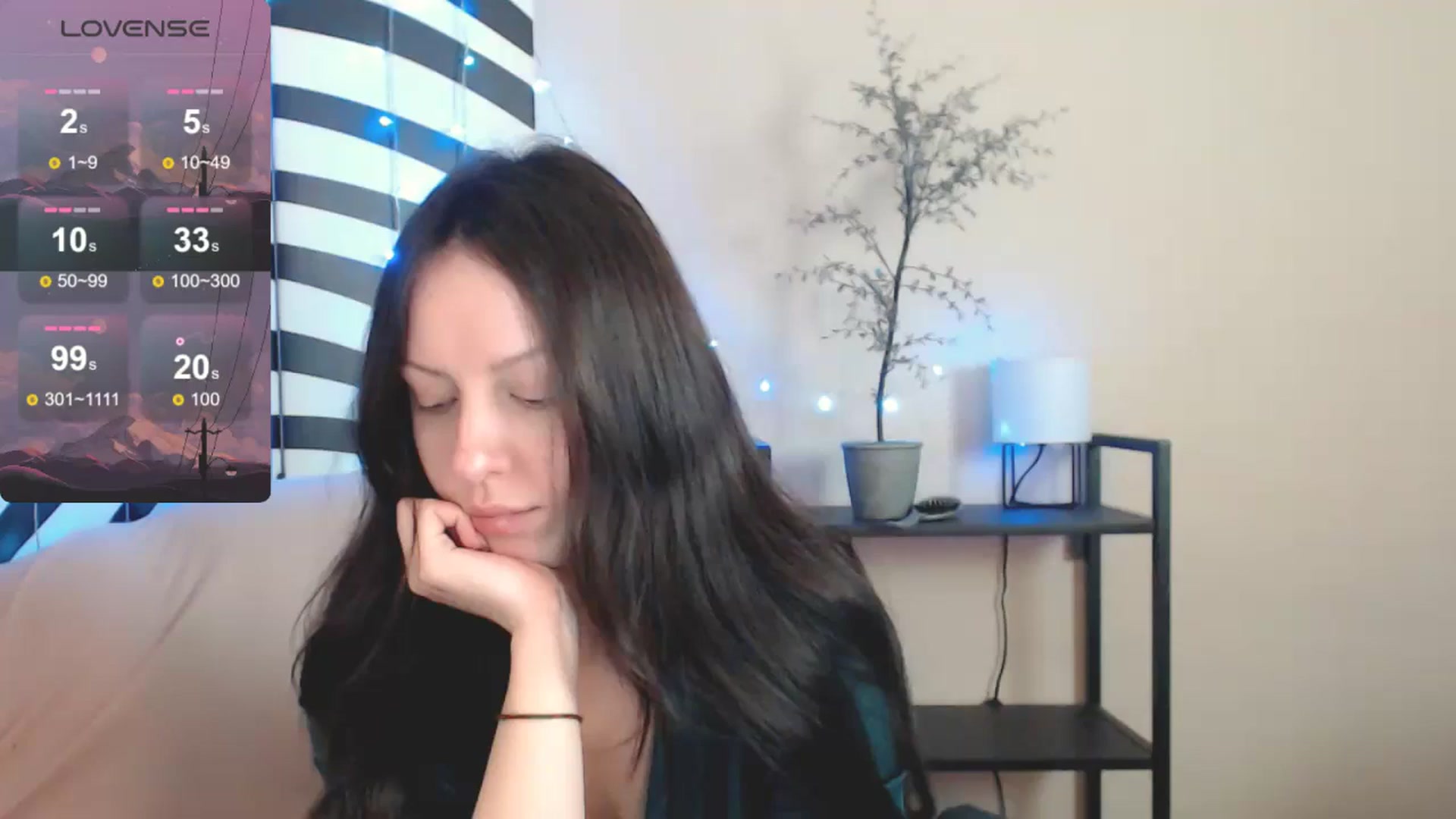 Gallery image thumbnail from MiracleMiss's myfreecams stream on, 04/29/2025, 08:53 image 19 of 20