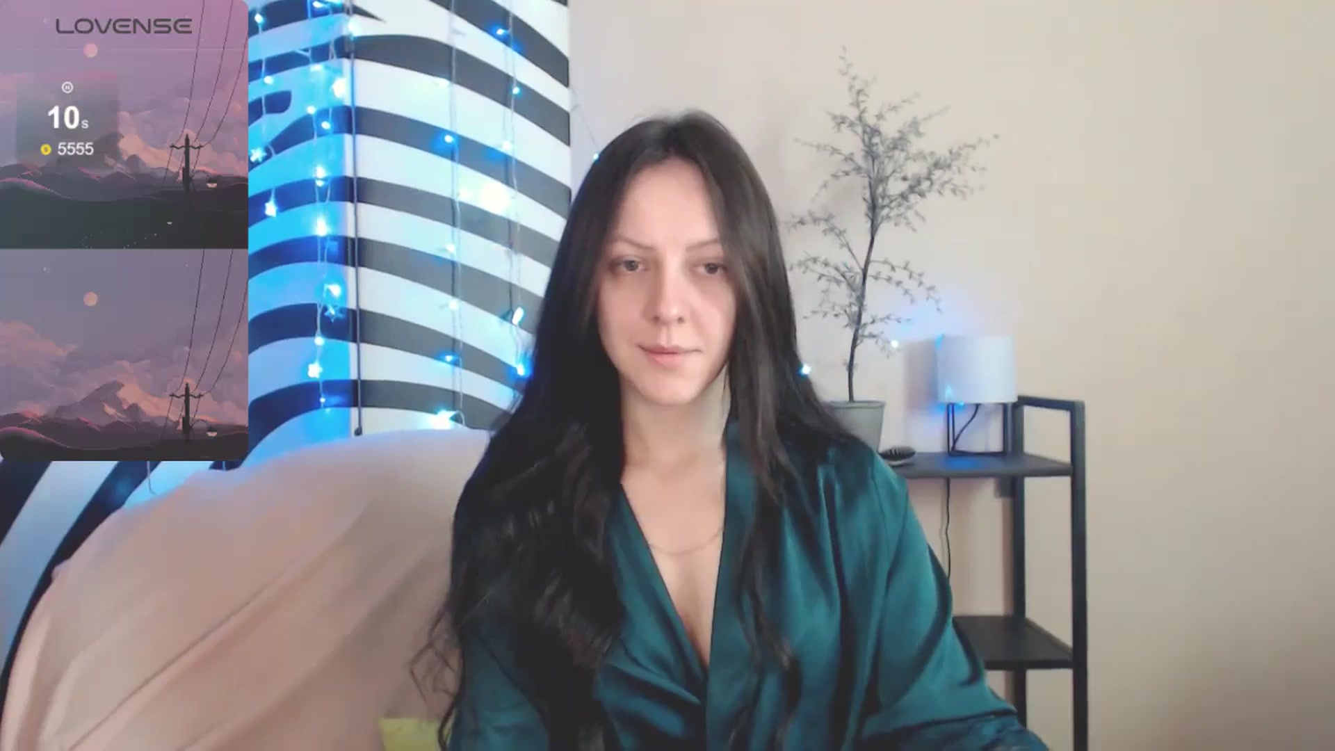 Gallery image thumbnail from MiracleMiss's myfreecams stream on, 04/30/2025, 09:54 image 9 of 20