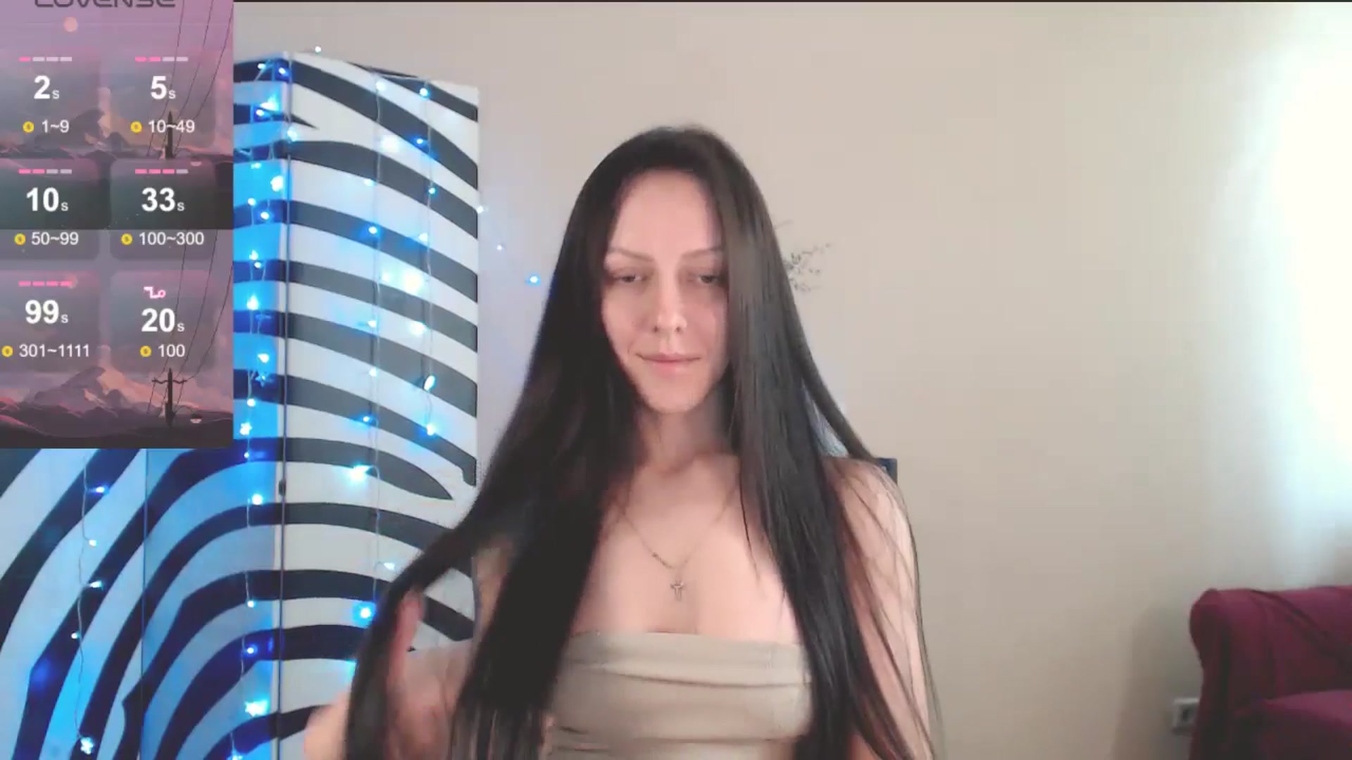 Gallery image thumbnail from MiracleMiss's myfreecams stream on, 05/01/2025, 13:20 image 2 of 20