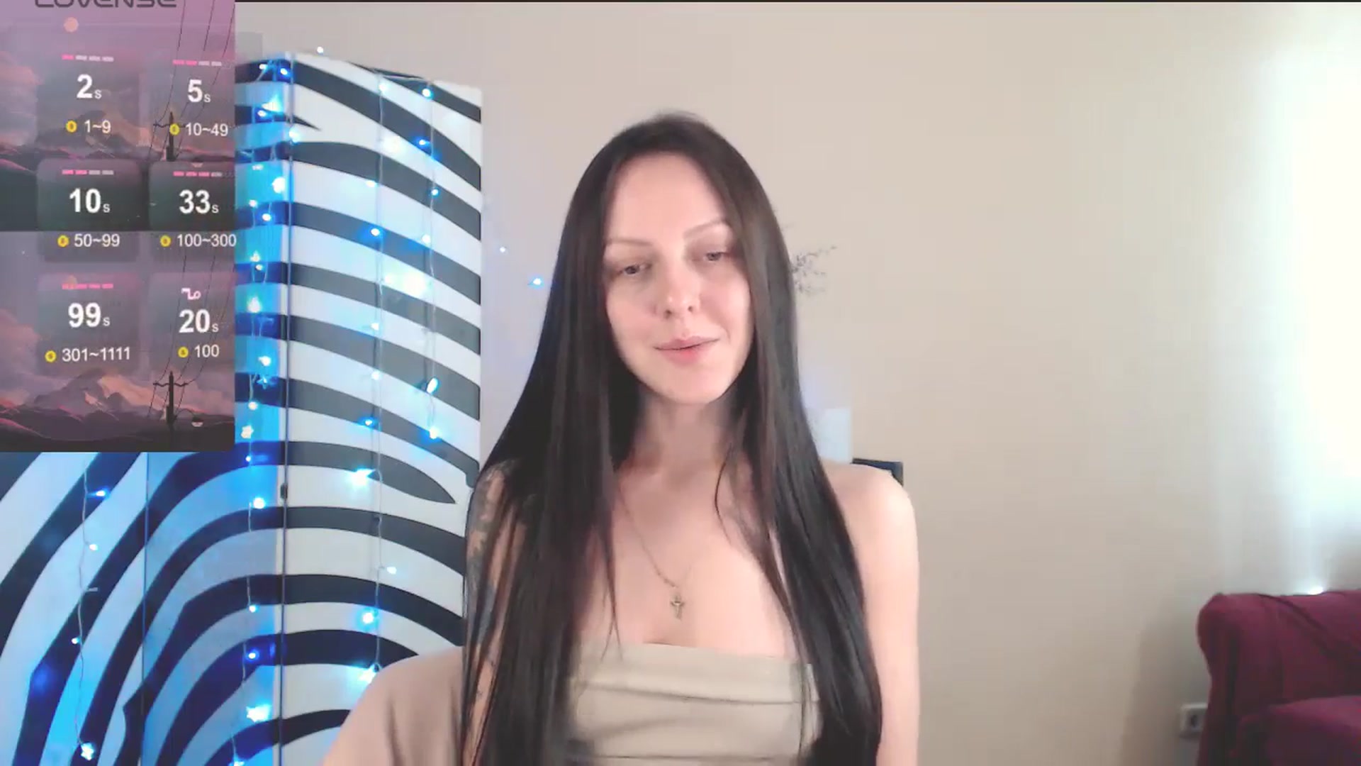 Gallery image thumbnail from MiracleMiss's myfreecams stream on, 05/01/2025, 13:20 image 14 of 20