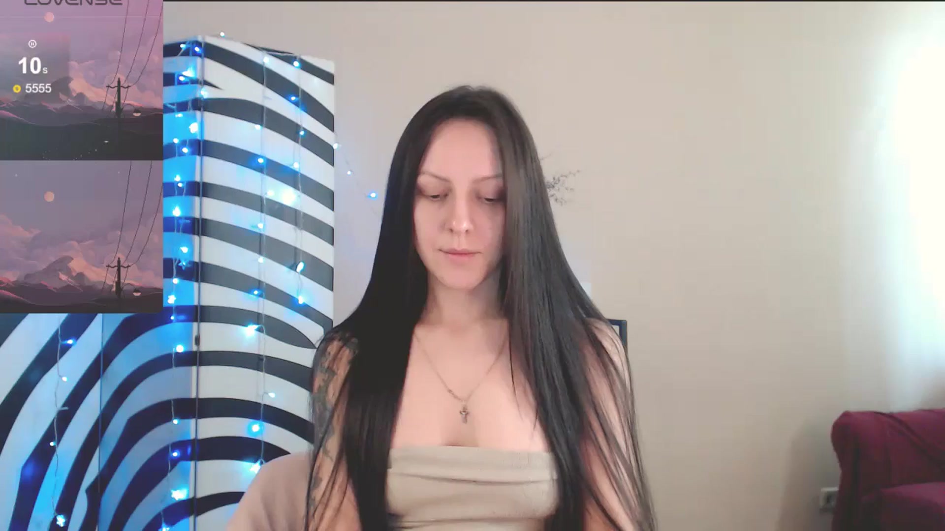 Gallery image thumbnail from MiracleMiss's myfreecams stream on, 05/01/2025, 13:20 image 1 of 20