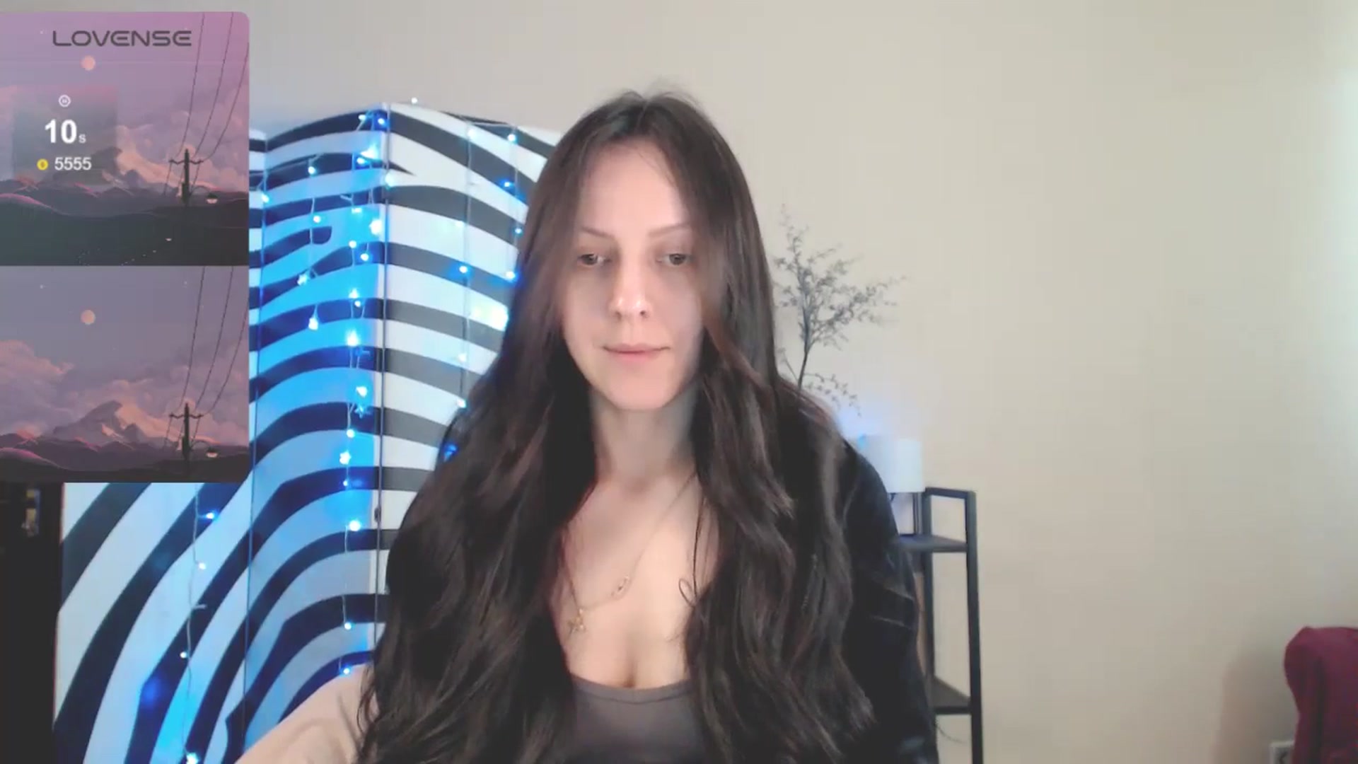 Gallery image thumbnail from MiracleMiss's myfreecams stream on, 05/02/2025, 12:26 image 13 of 20