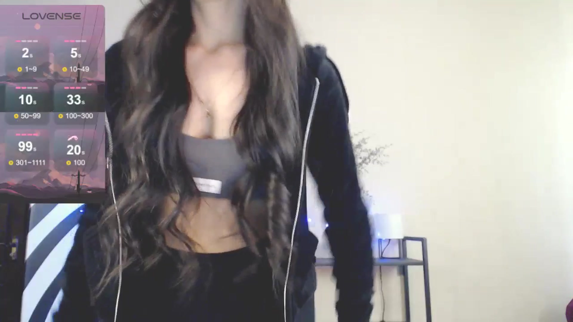 Gallery image thumbnail from MiracleMiss's myfreecams stream on, 05/02/2025, 13:27 image 18 of 20