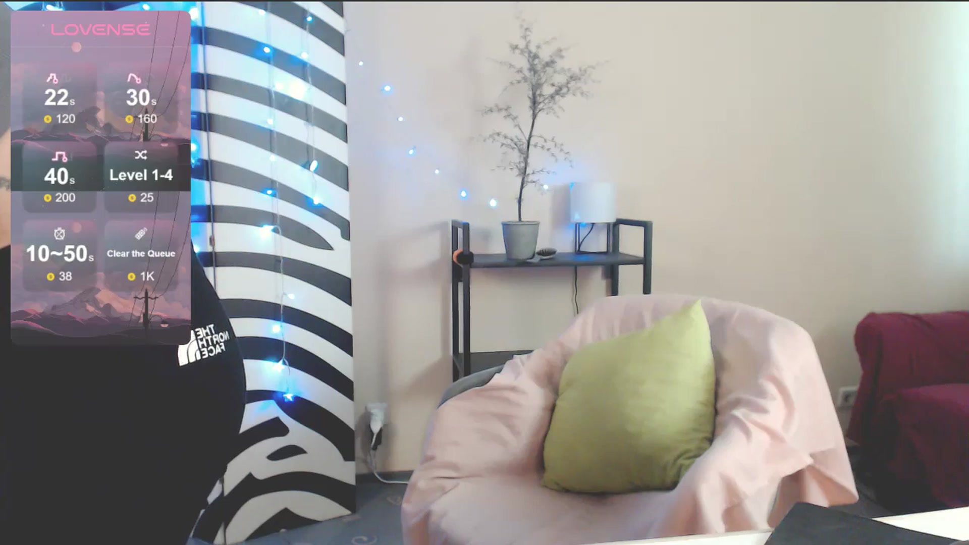 Gallery image thumbnail from MiracleMiss's myfreecams stream on, 05/03/2025, 11:14 image 10 of 20