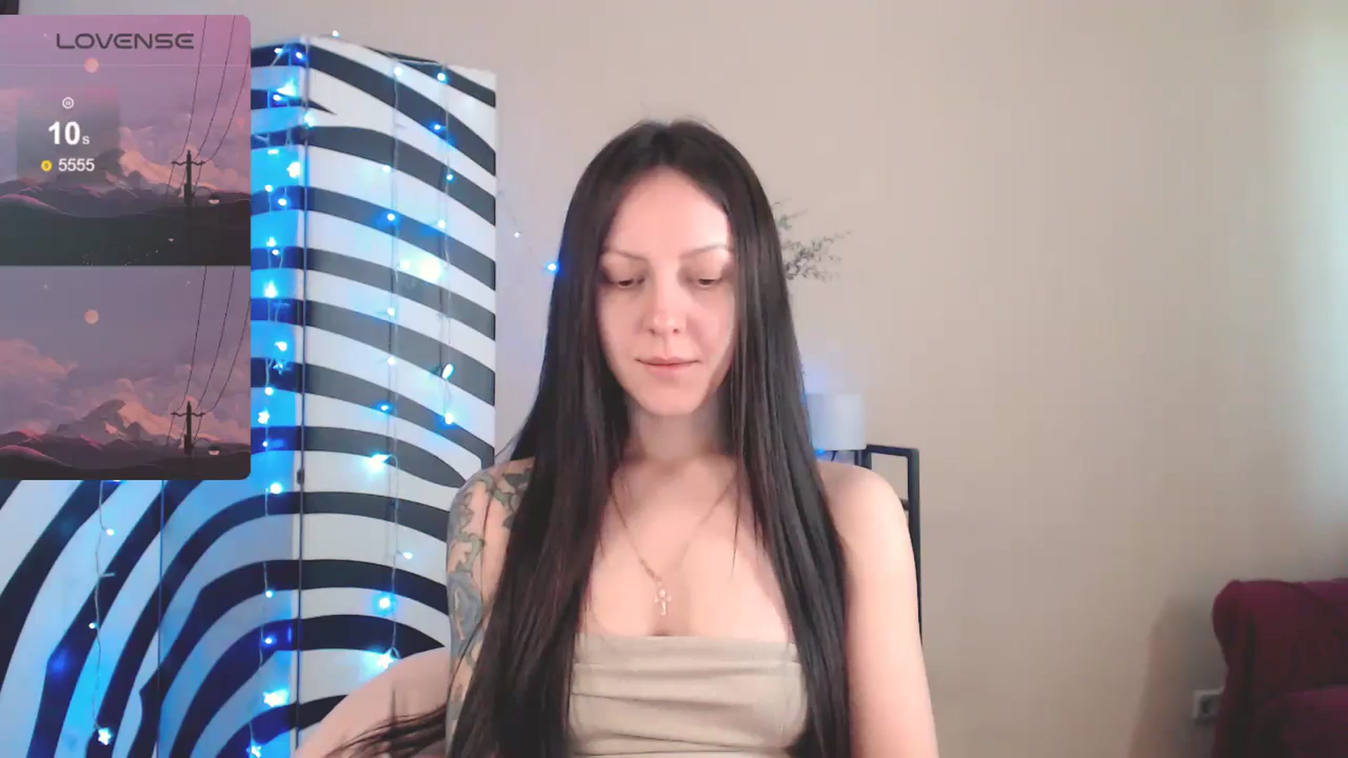 Gallery image thumbnail from MiracleMiss's myfreecams stream on, 05/04/2025, 09:51 image 8 of 20
