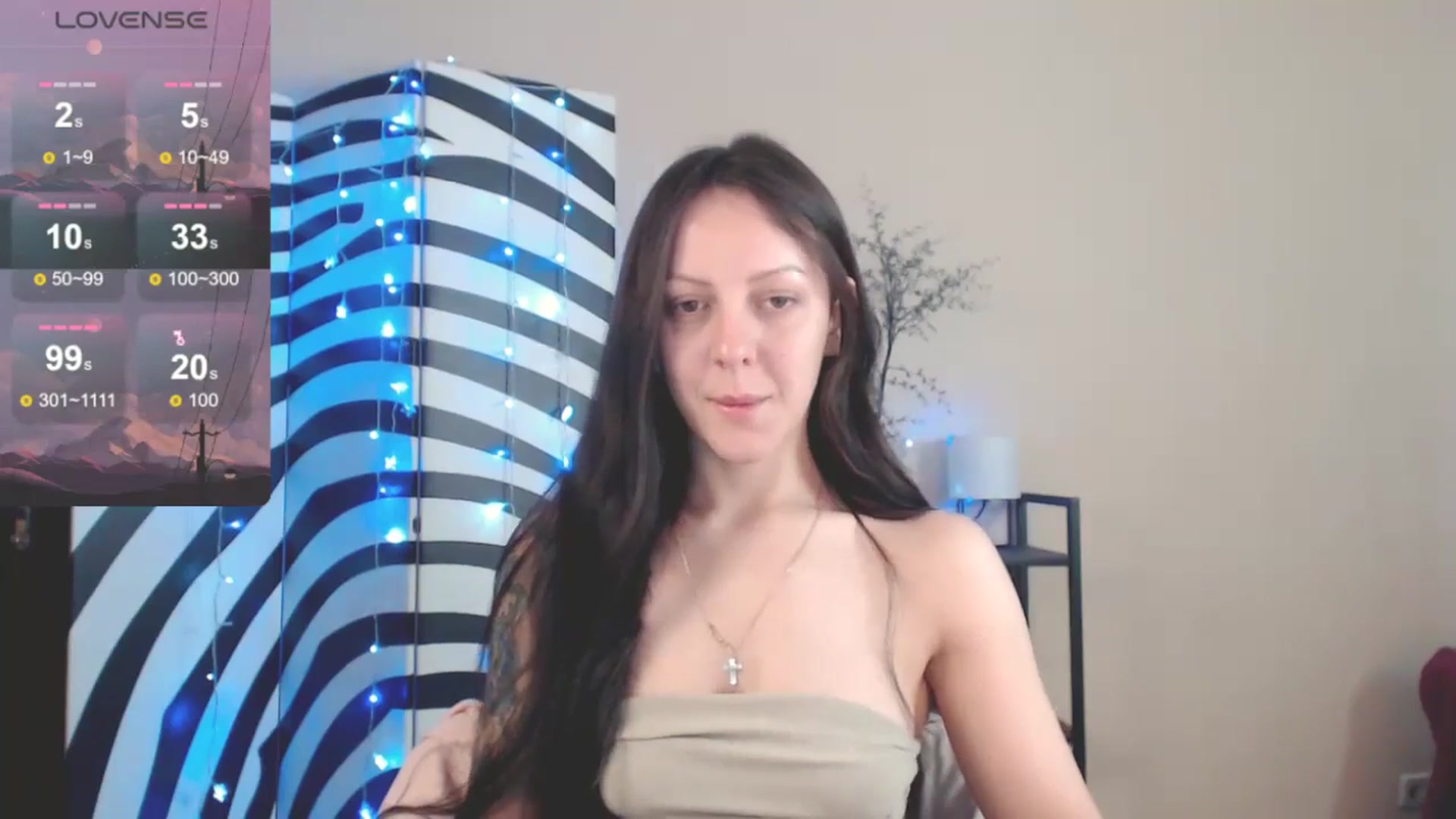 Gallery image thumbnail from MiracleMiss's myfreecams stream on, 05/05/2025, 10:20 image 18 of 20