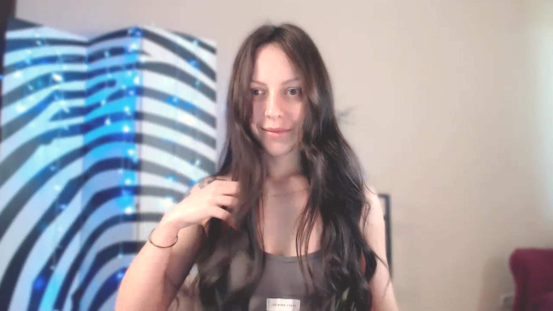 Gallery image thumbnail from MiracleMiss's myfreecams stream on, 05/08/2025, 10:15 image 8 of 20