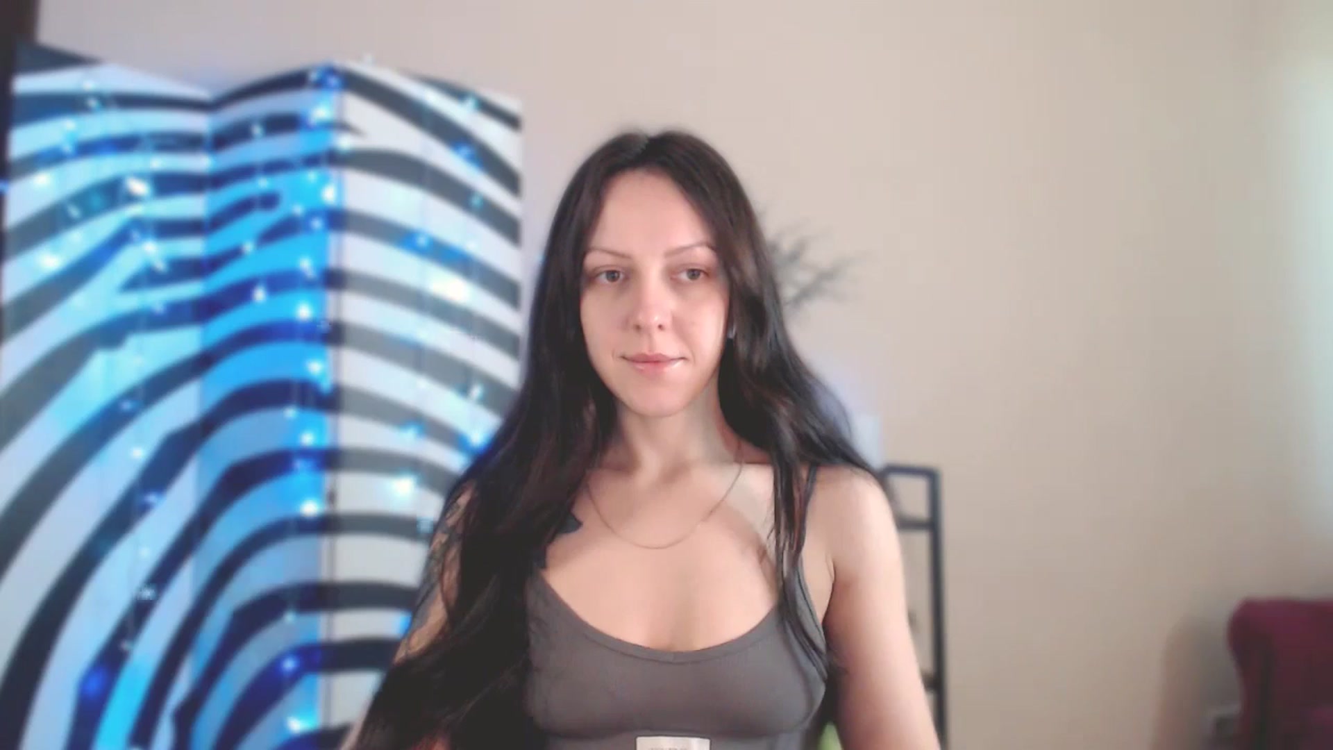 Gallery image thumbnail from MiracleMiss's myfreecams stream on, 05/08/2025, 10:15 image 6 of 20