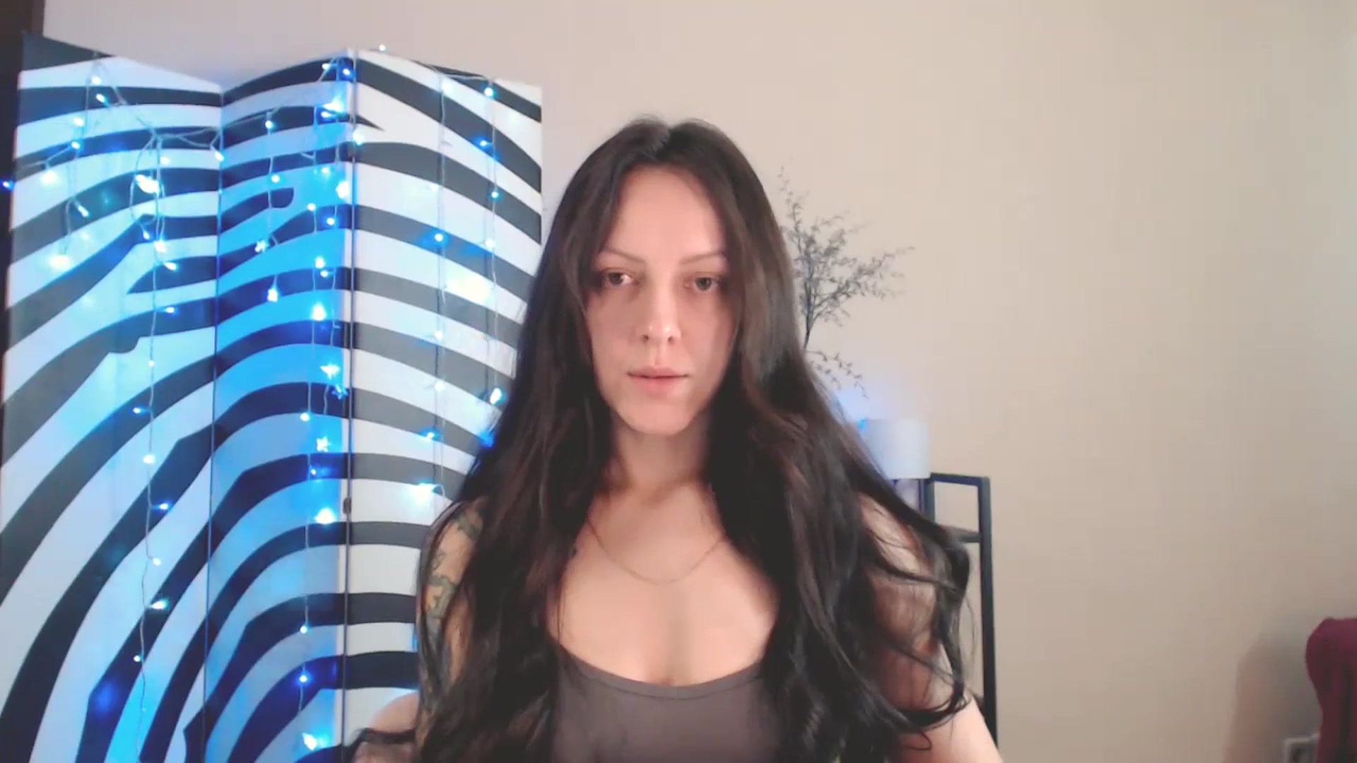 Gallery image thumbnail from MiracleMiss's myfreecams stream on, 05/08/2025, 10:15 image 2 of 20