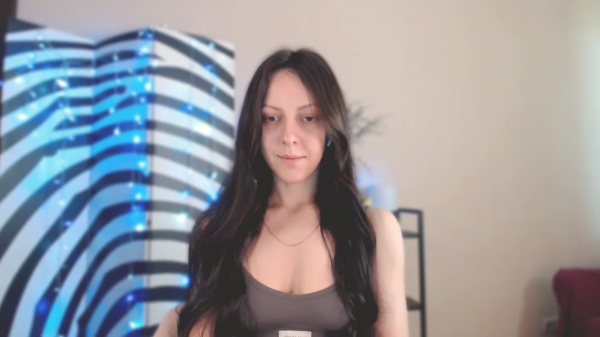 Gallery image thumbnail from MiracleMiss's myfreecams stream on, 05/08/2025, 10:15 image 4 of 20