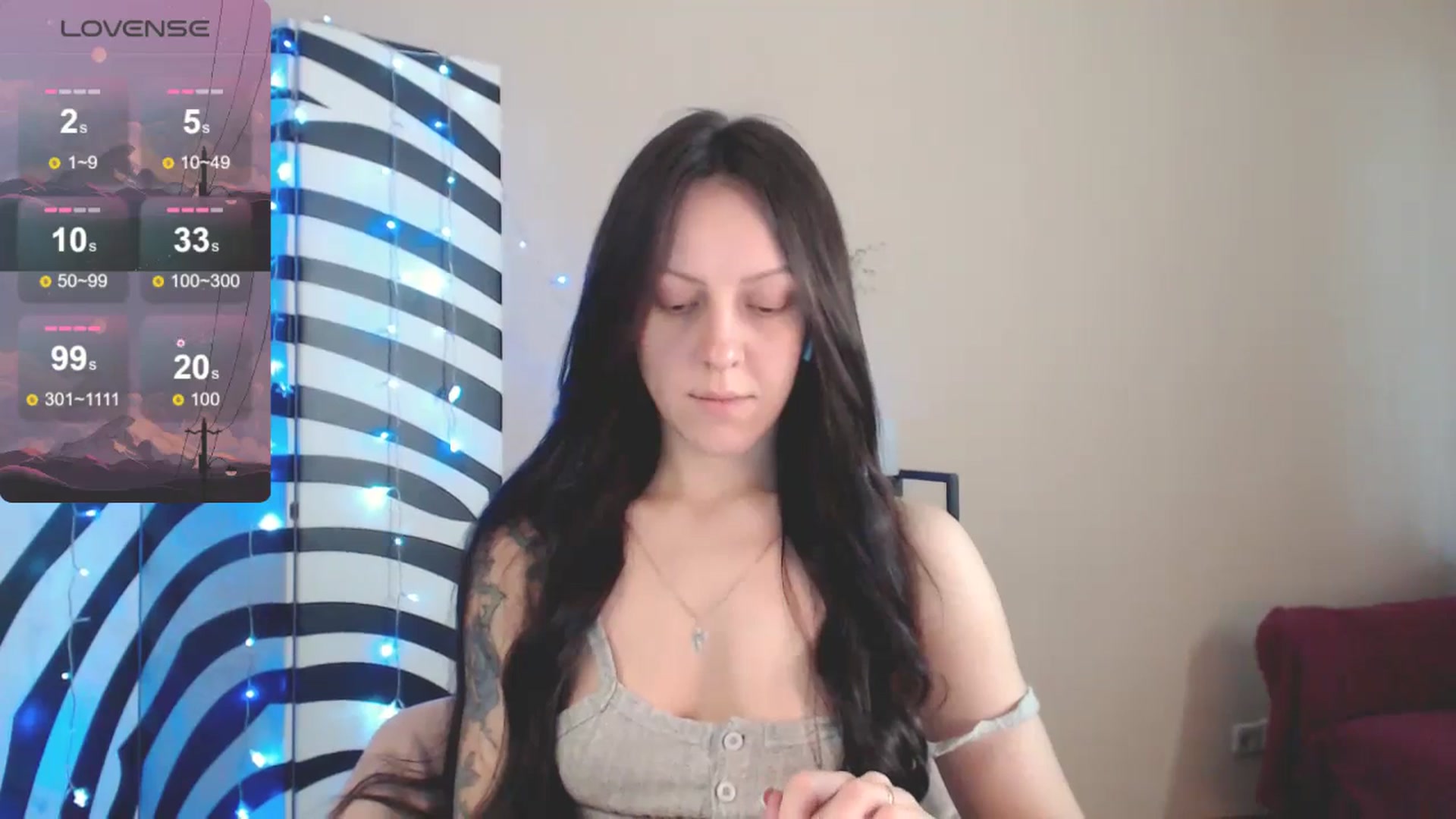 Gallery image thumbnail from MiracleMiss's myfreecams stream on, 05/09/2025, 10:39 image 12 of 20