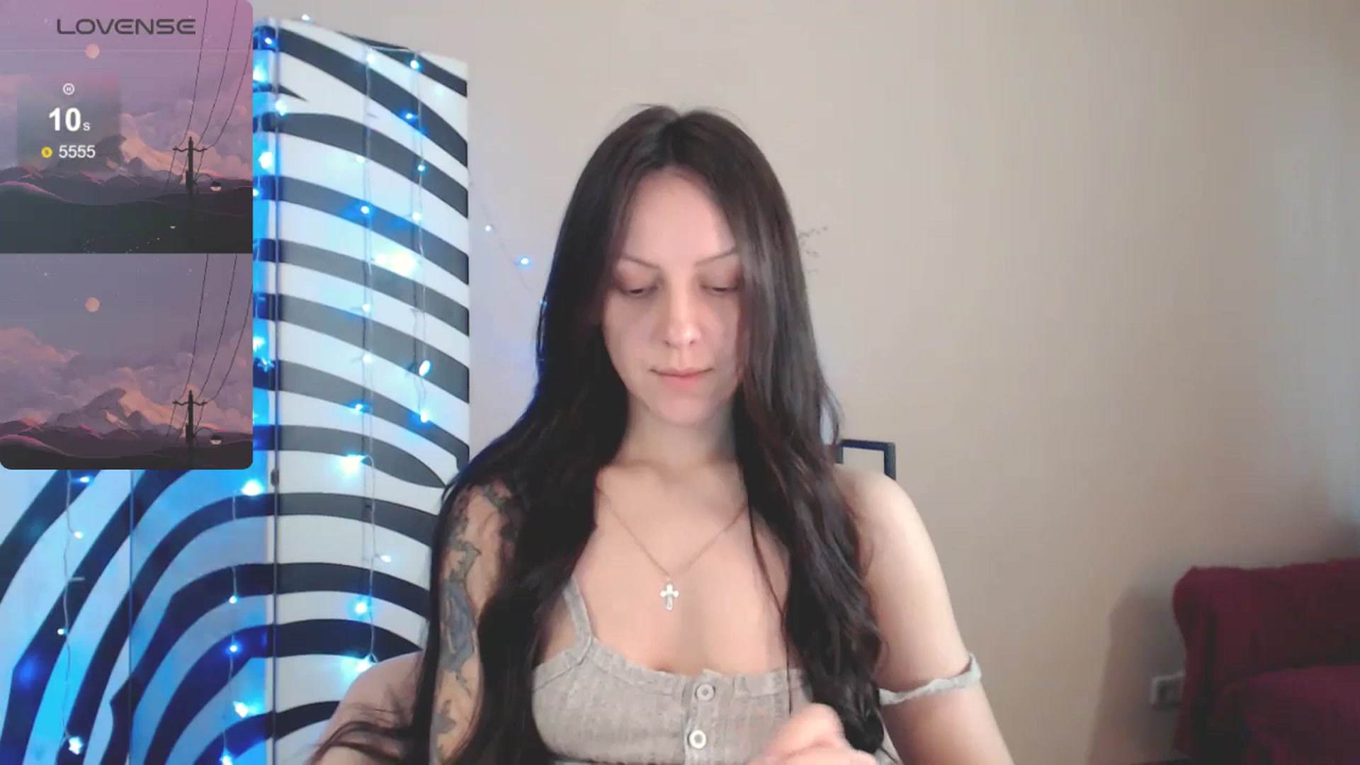Gallery image thumbnail from MiracleMiss's myfreecams stream on, 05/09/2025, 10:39 image 10 of 20