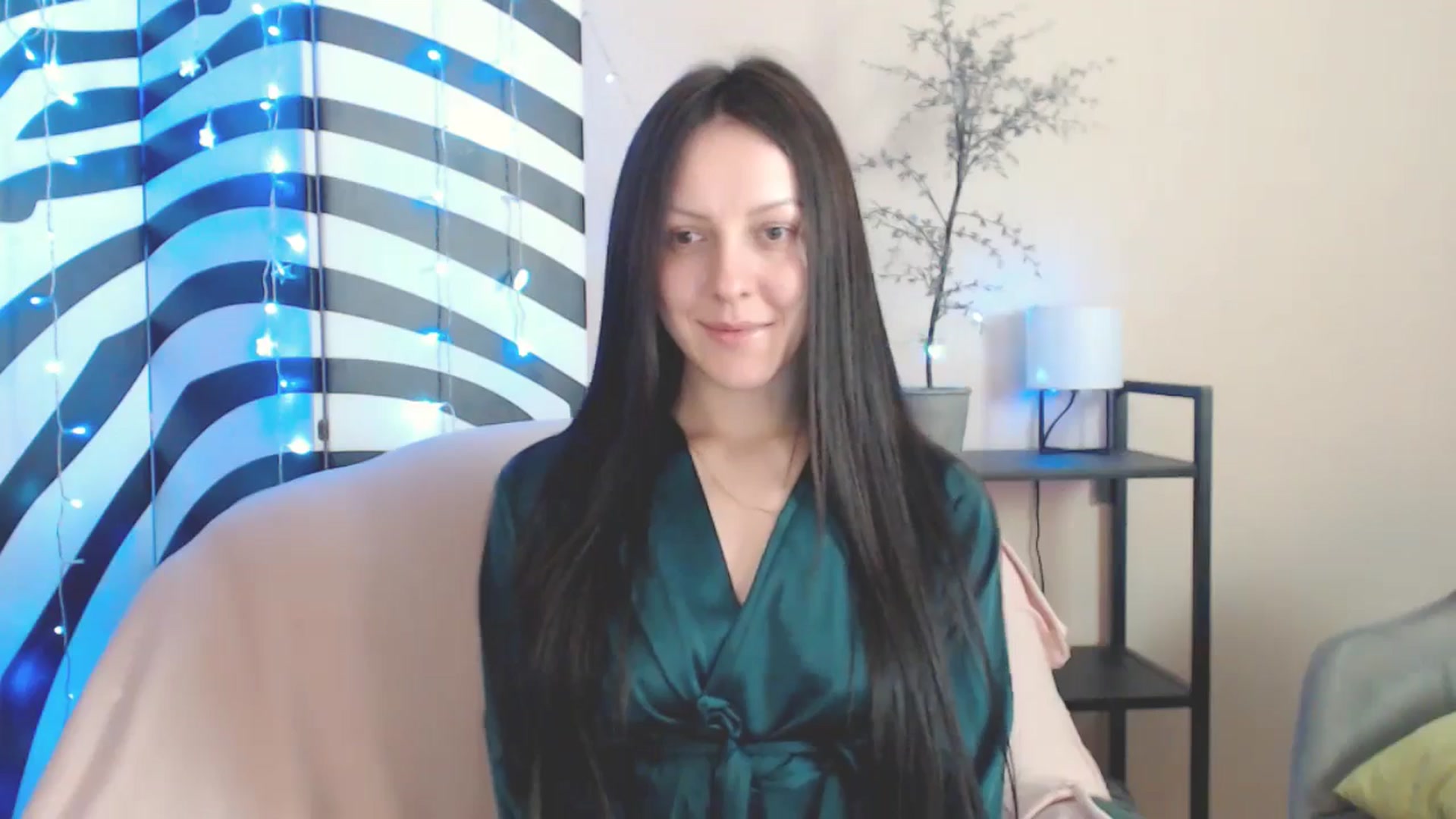 Gallery image thumbnail from MiracleMiss's myfreecams stream on, 05/15/2025, 12:59 image 5 of 20