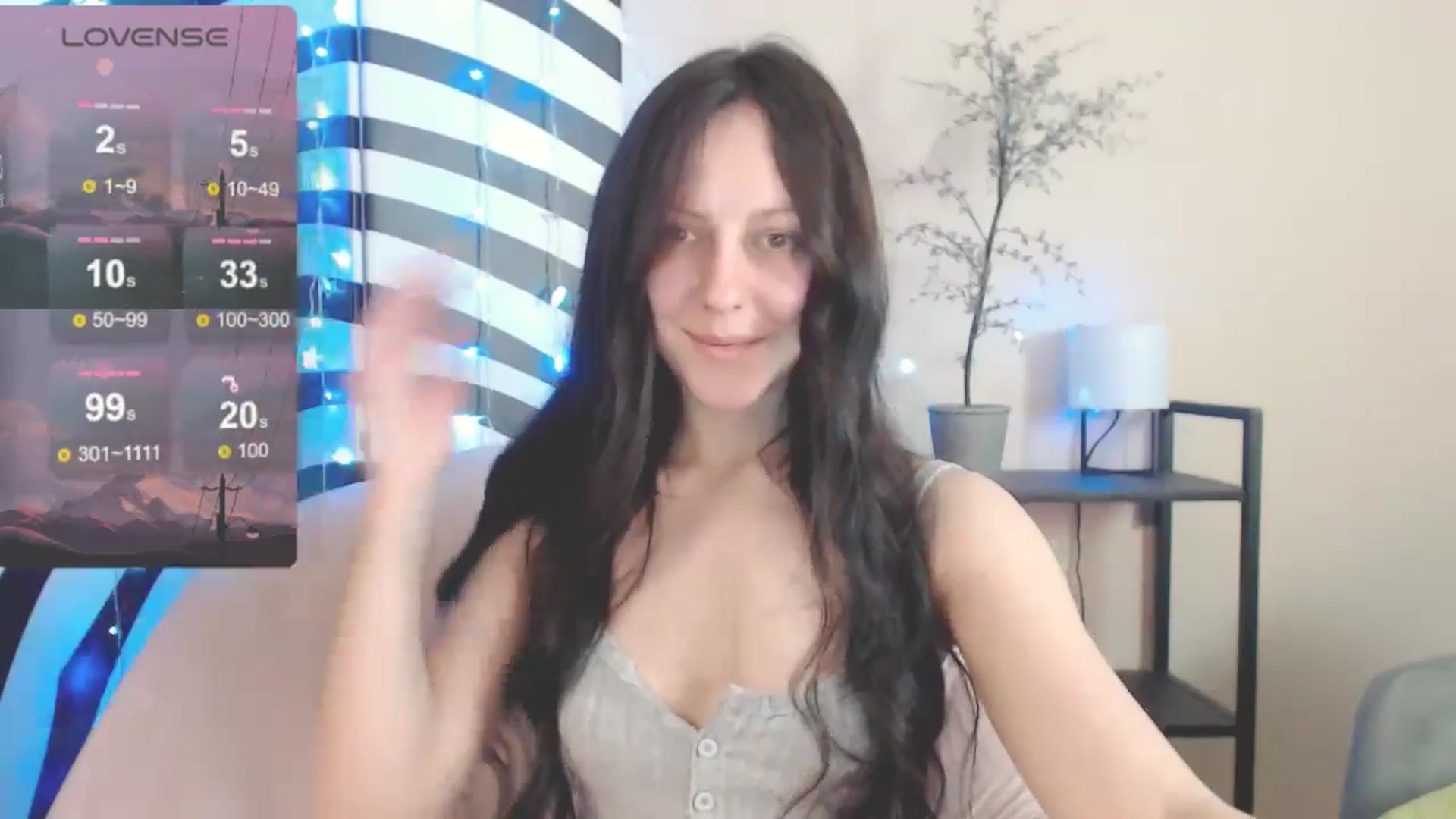 Gallery image thumbnail from MiracleMiss's myfreecams stream on, 05/16/2025, 10:33 image 16 of 20