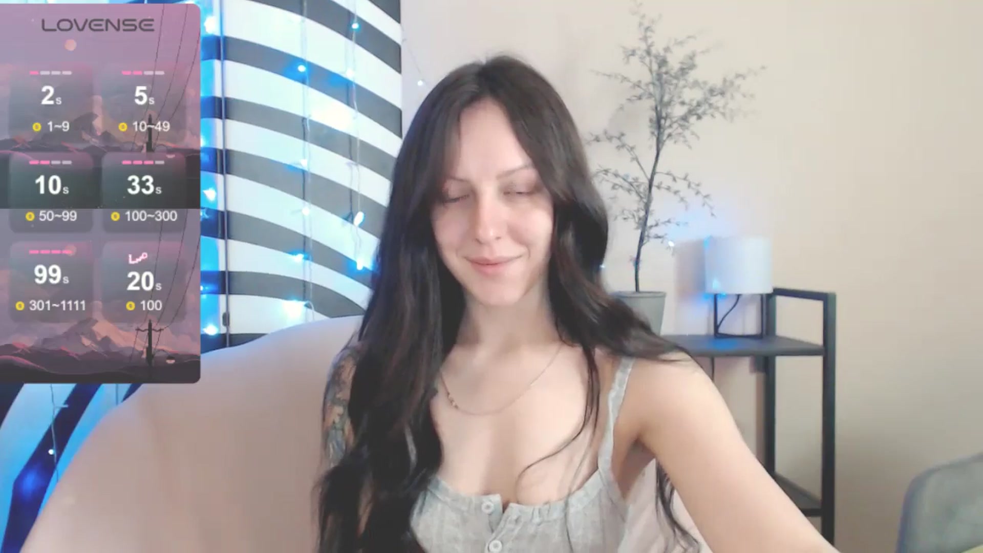 Gallery image thumbnail from MiracleMiss's myfreecams stream on, 05/16/2025, 10:33 image 5 of 20