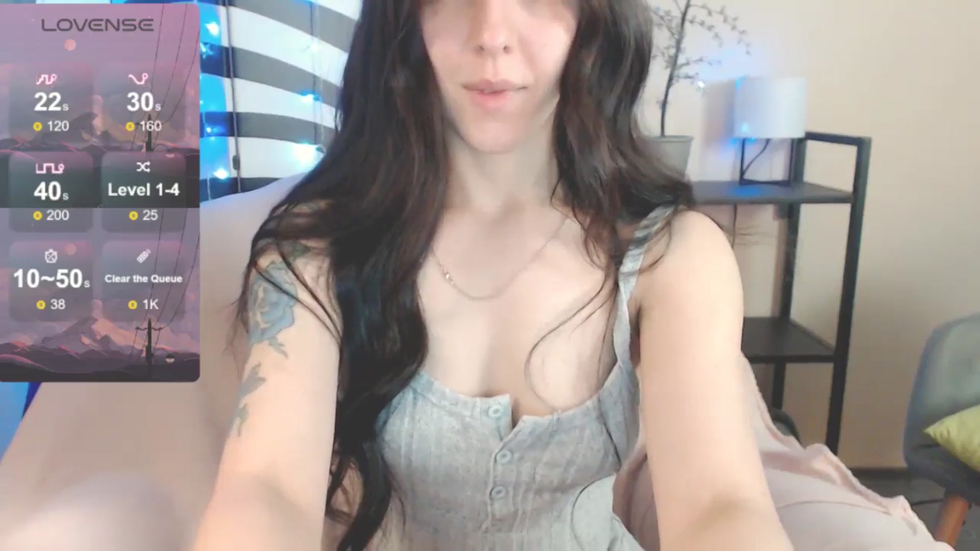 Gallery image thumbnail from MiracleMiss's myfreecams stream on, 05/16/2025, 10:33 image 9 of 20