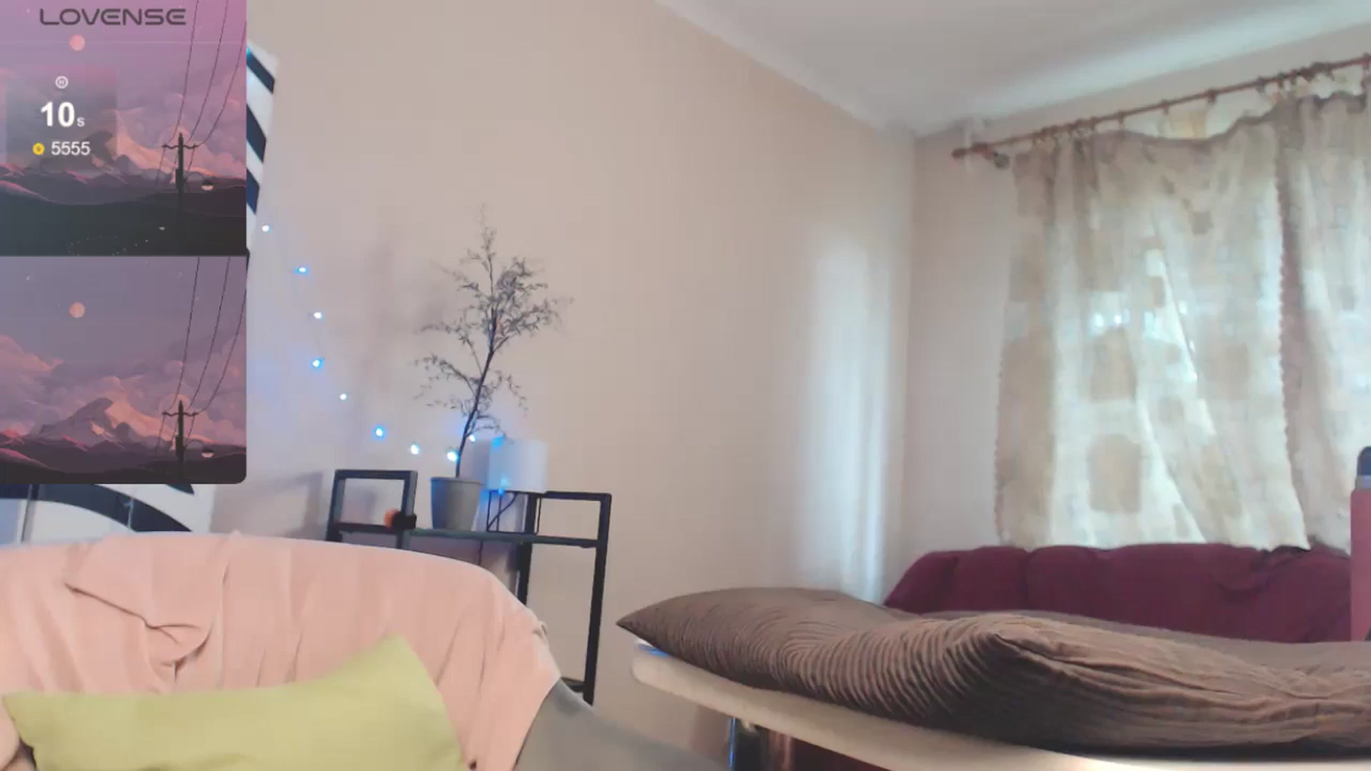 Gallery image thumbnail from MiracleMiss's myfreecams stream on, 05/18/2025, 11:54 image 5 of 20