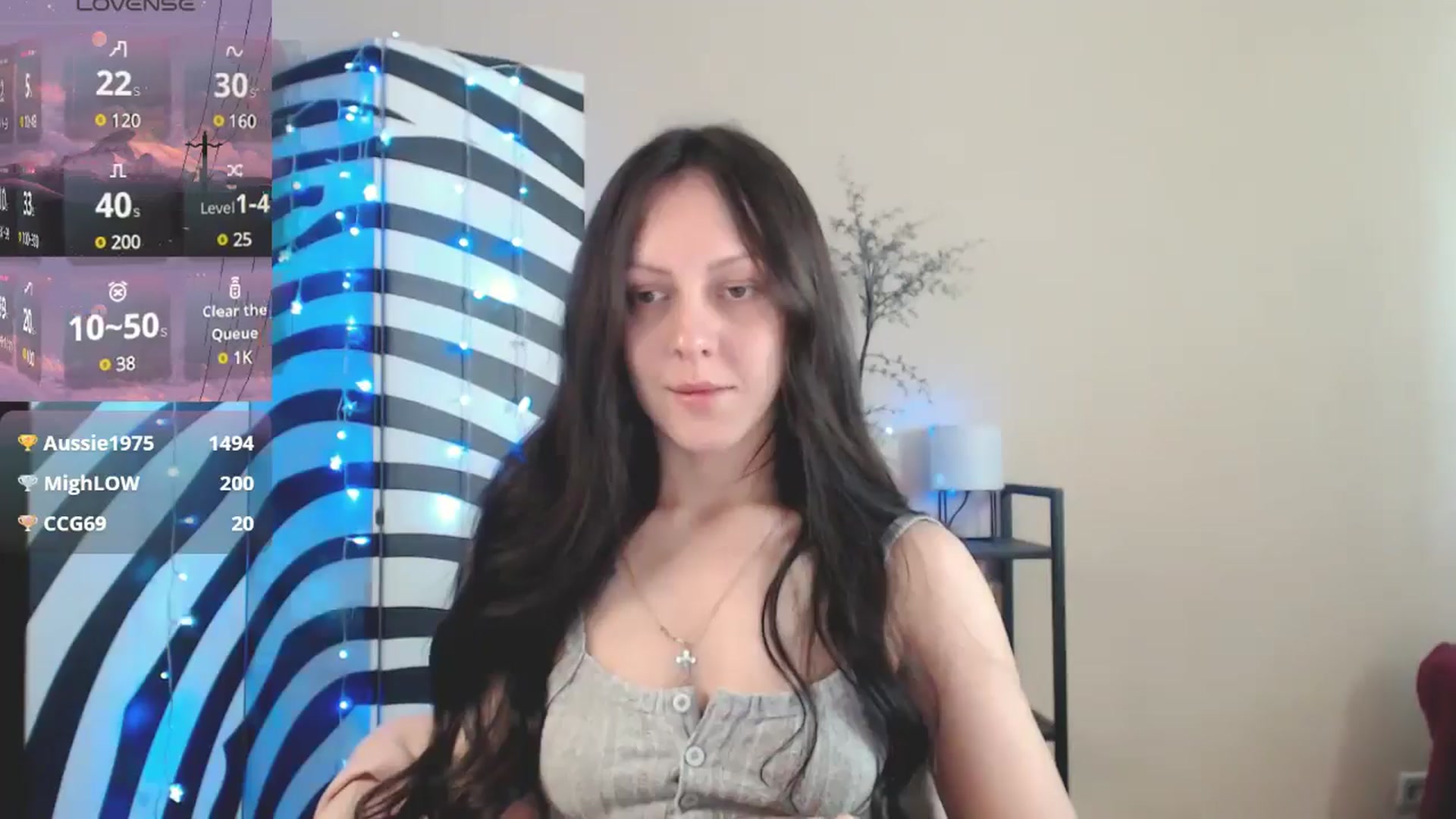 Gallery image thumbnail from MiracleMiss's myfreecams stream on, 05/19/2025, 12:02 image 13 of 20