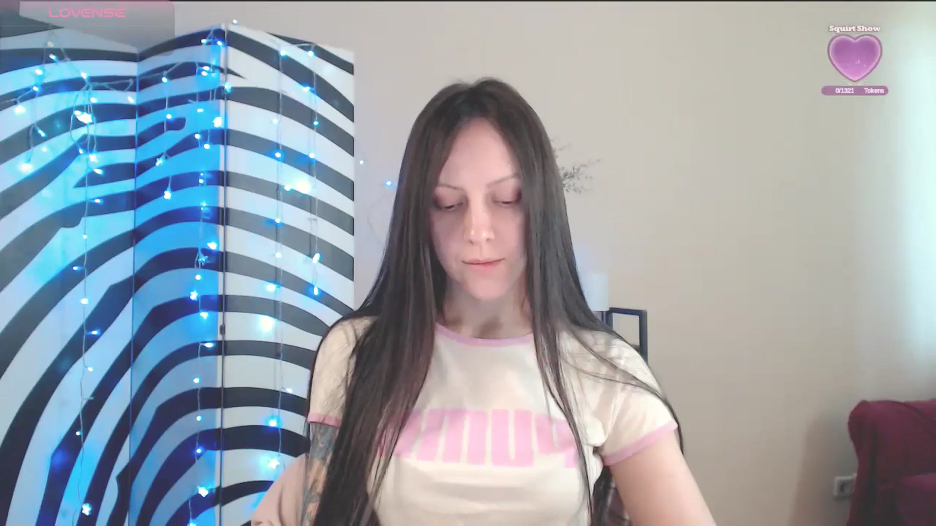 Gallery image thumbnail from MiracleMiss's myfreecams stream on, 05/21/2025, 10:42 image 17 of 20
