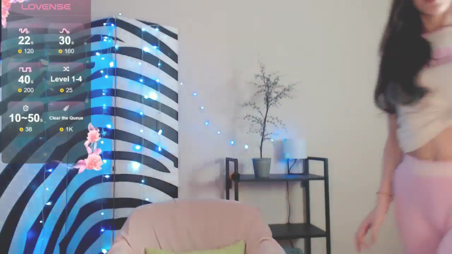 Gallery image thumbnail from MiracleMiss's myfreecams stream on, 05/24/2025, 10:33 image 17 of 20