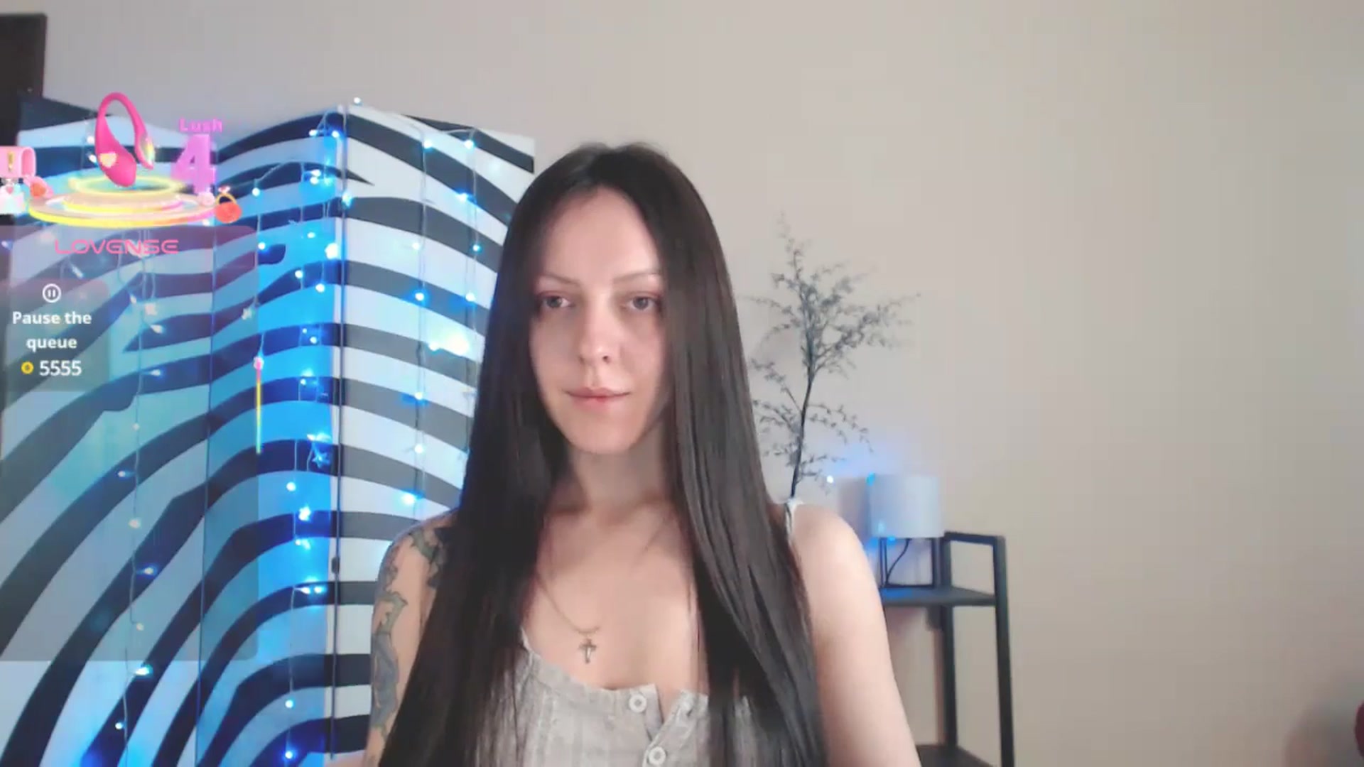 Gallery image thumbnail from MiracleMiss's myfreecams stream on, 05/27/2025, 10:35 image 8 of 20