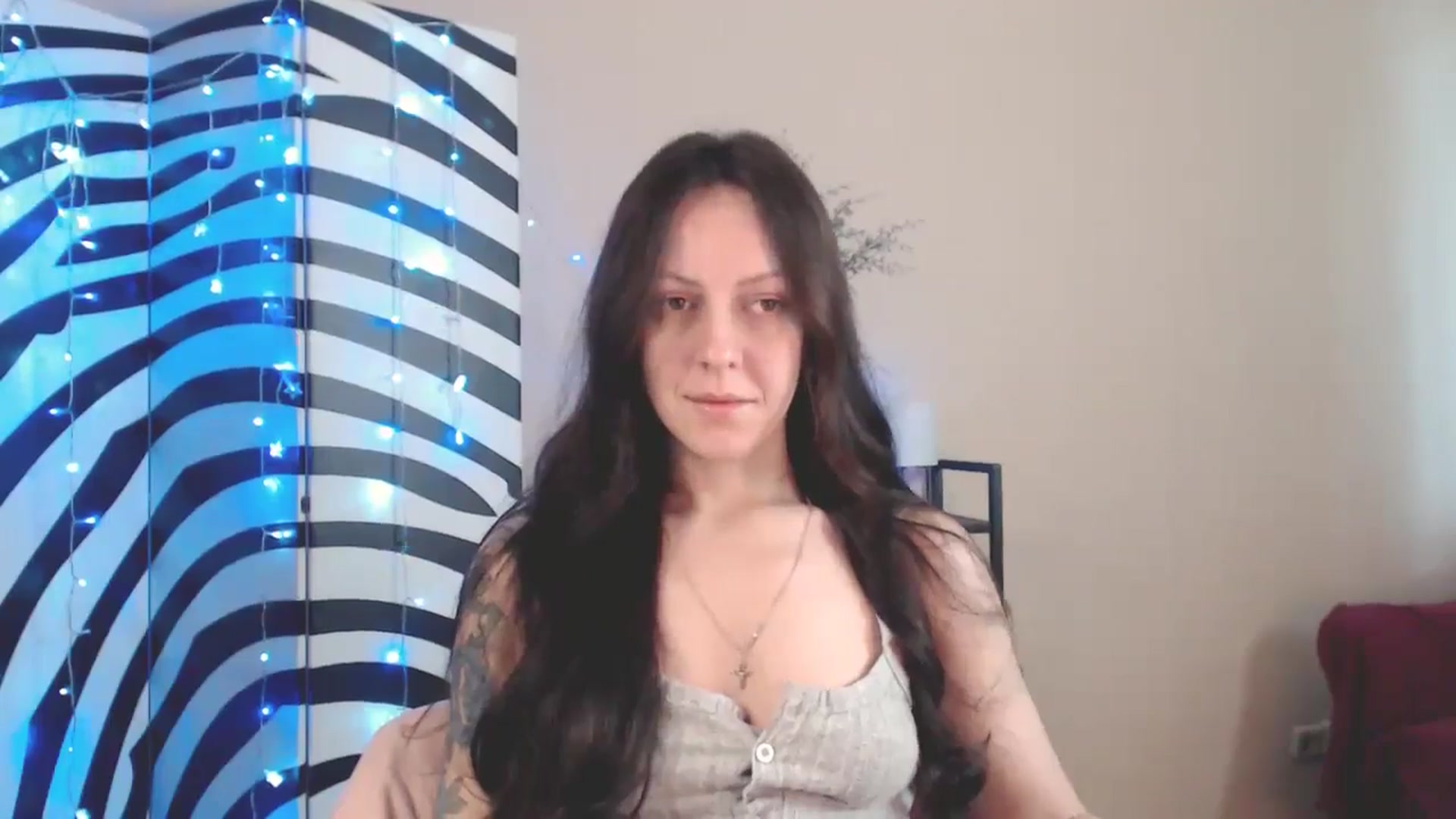 Gallery image thumbnail from MiracleMiss's myfreecams stream on, 05/29/2025, 10:54 image 2 of 20