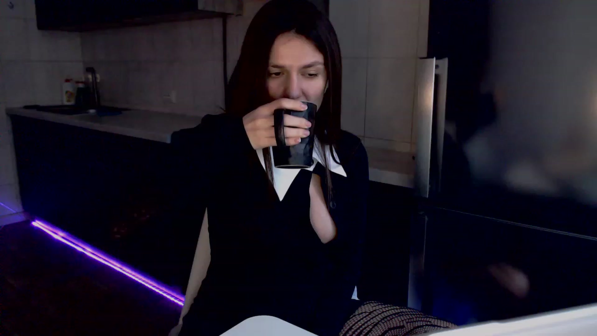 Gallery image thumbnail from MiracleSweet's myfreecams stream on, 01/07/2023, 11:04 image 1 of 20