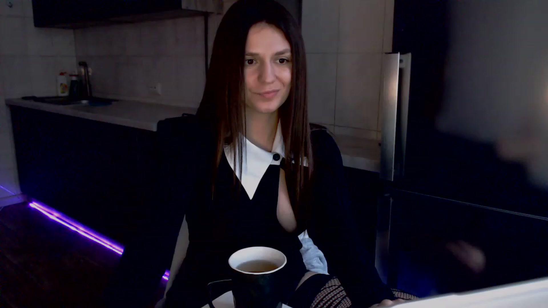 Gallery image thumbnail from MiracleSweet's myfreecams stream on, 01/07/2023, 11:04 image 2 of 20