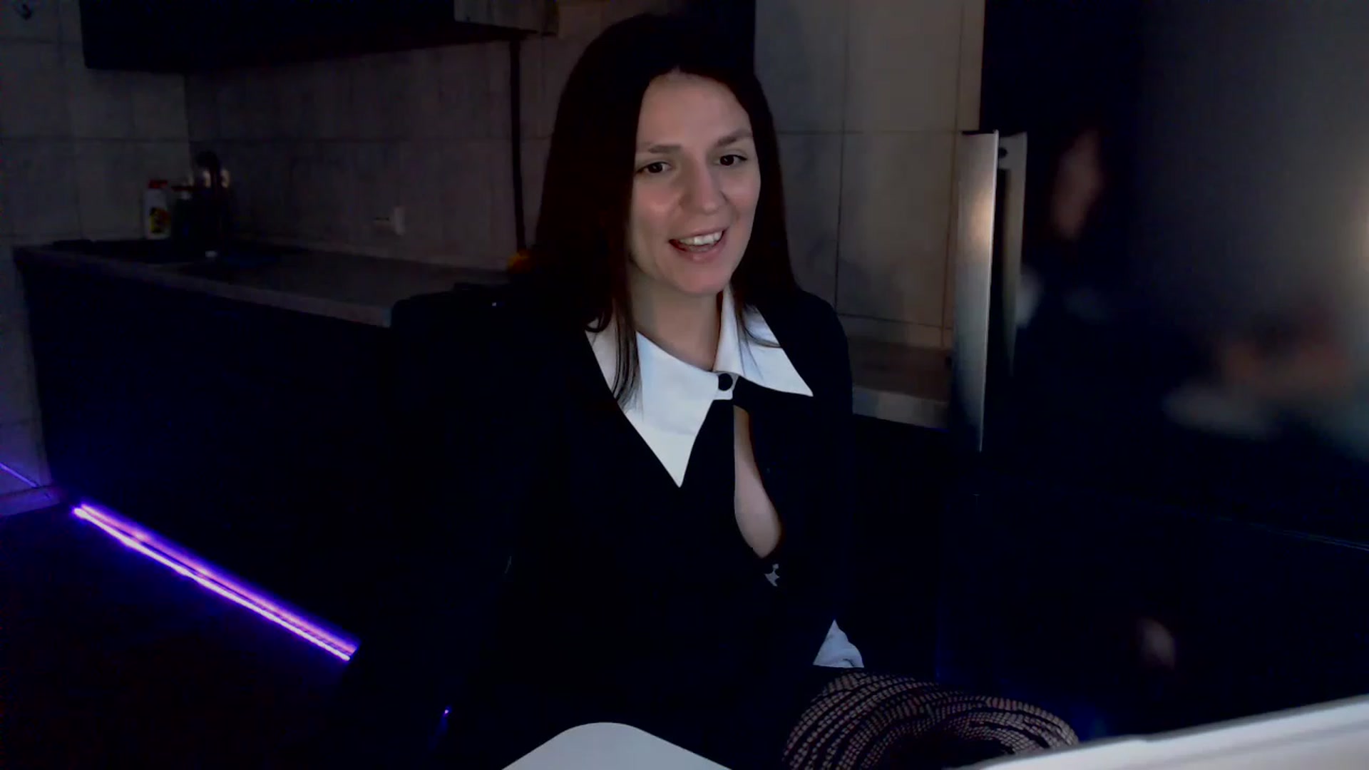 Gallery image thumbnail from MiracleSweet's myfreecams stream on, 01/07/2023, 11:48 image 1 of 20