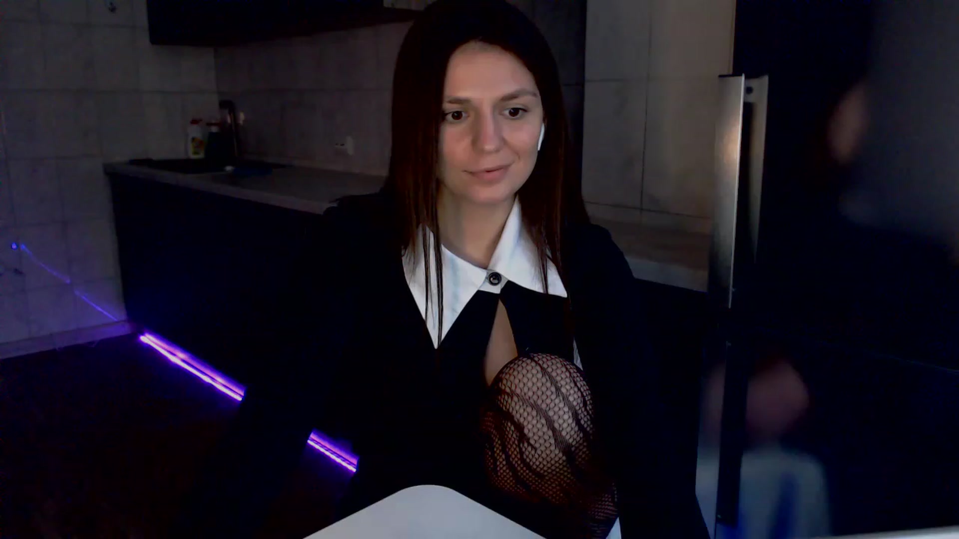 Gallery image thumbnail from MiracleSweet's myfreecams stream on, 01/07/2023, 11:48 image 15 of 20