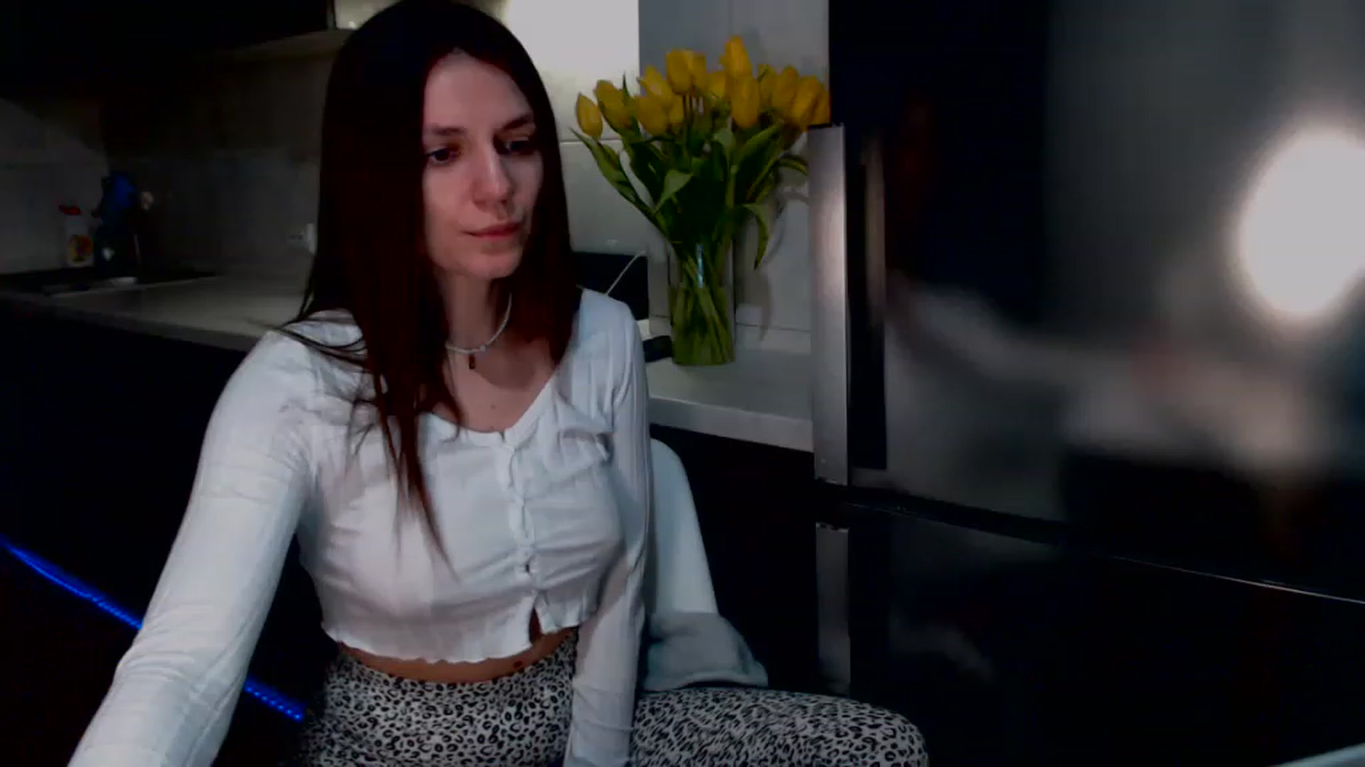 Gallery image thumbnail from MiracleSweet's myfreecams stream on, 03/29/2023, 24:50 image 18 of 20