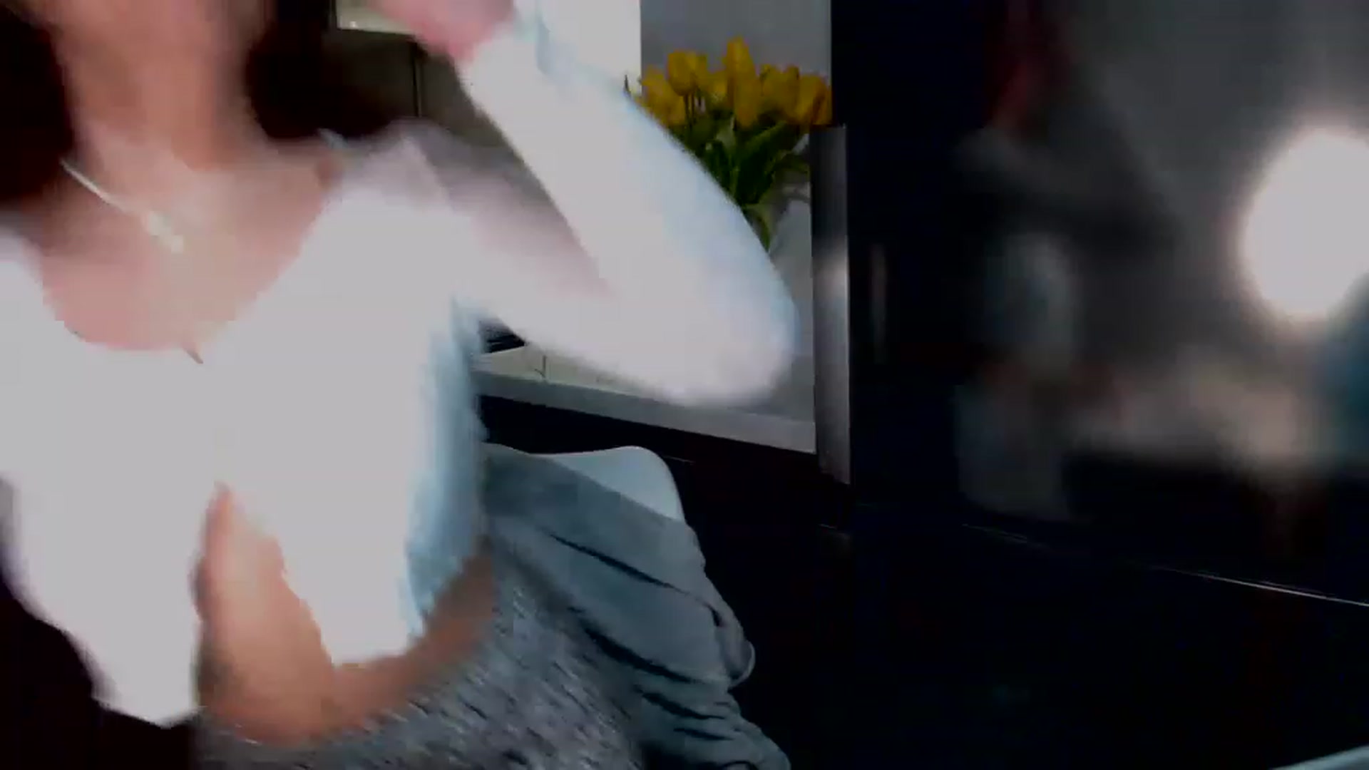 Gallery image thumbnail from MiracleSweet's myfreecams stream on, 03/29/2023, 24:50 image 2 of 20