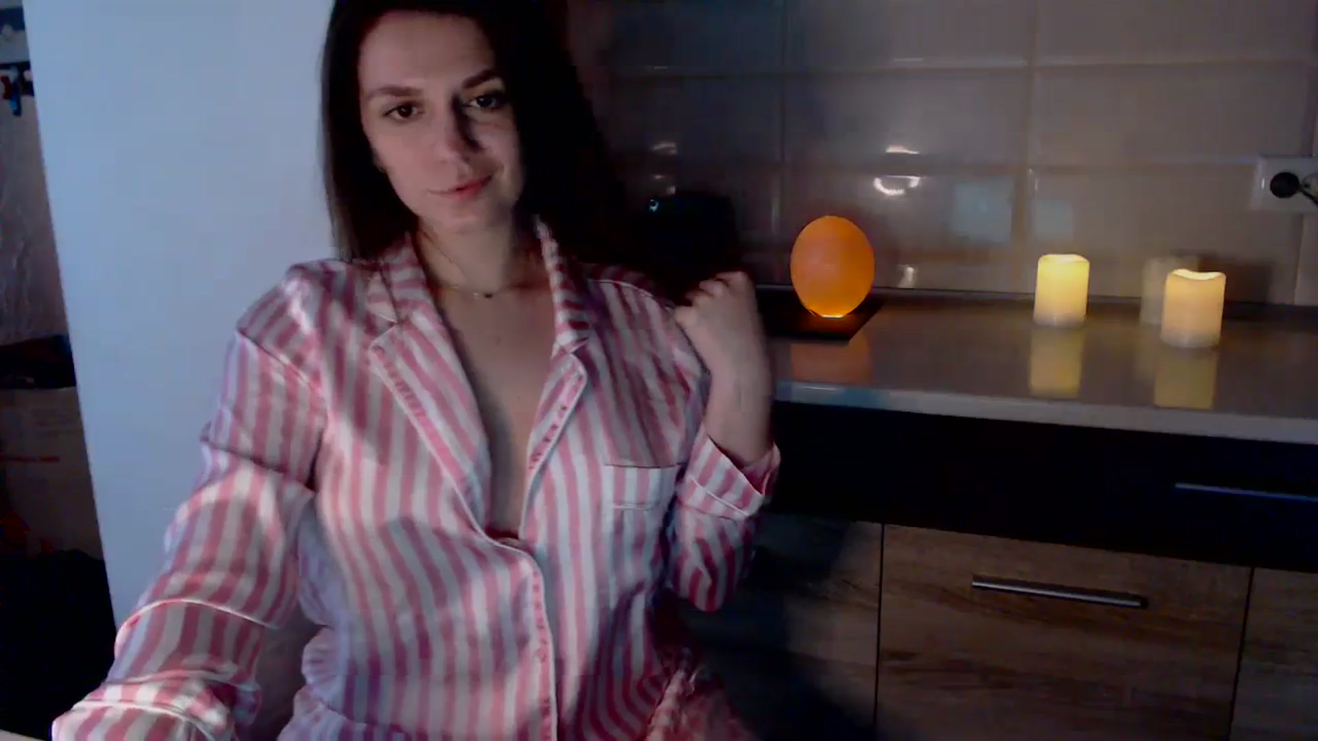 Gallery image thumbnail from MiracleSweet's myfreecams stream on, 11/19/2023, 08:58 image 2 of 20