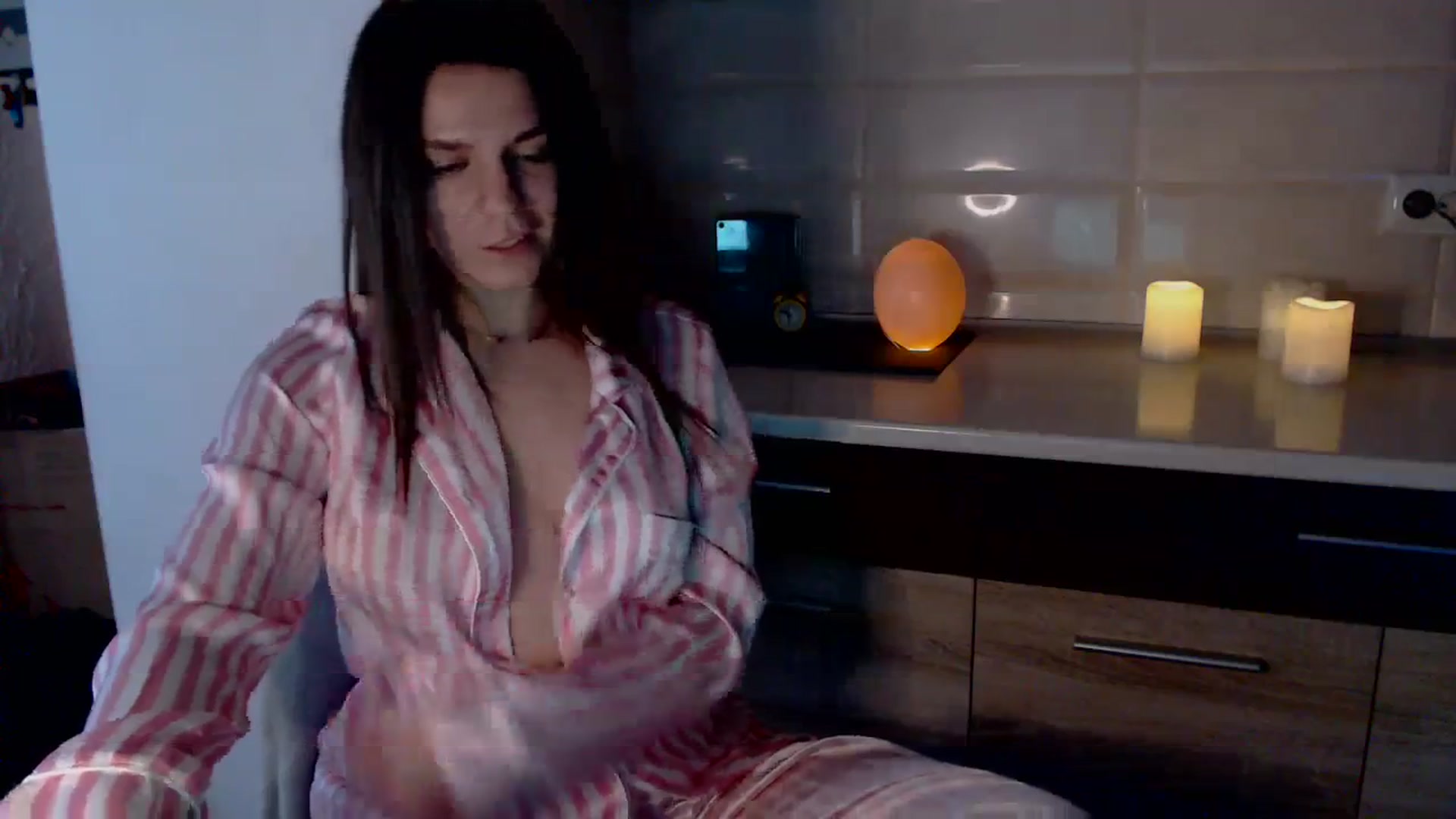 Gallery image thumbnail from MiracleSweet's myfreecams stream on, 11/19/2023, 08:58 image 11 of 20