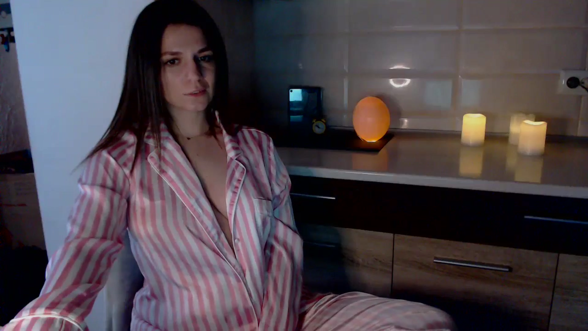 Gallery image thumbnail from MiracleSweet's myfreecams stream on, 11/19/2023, 08:58 image 12 of 20