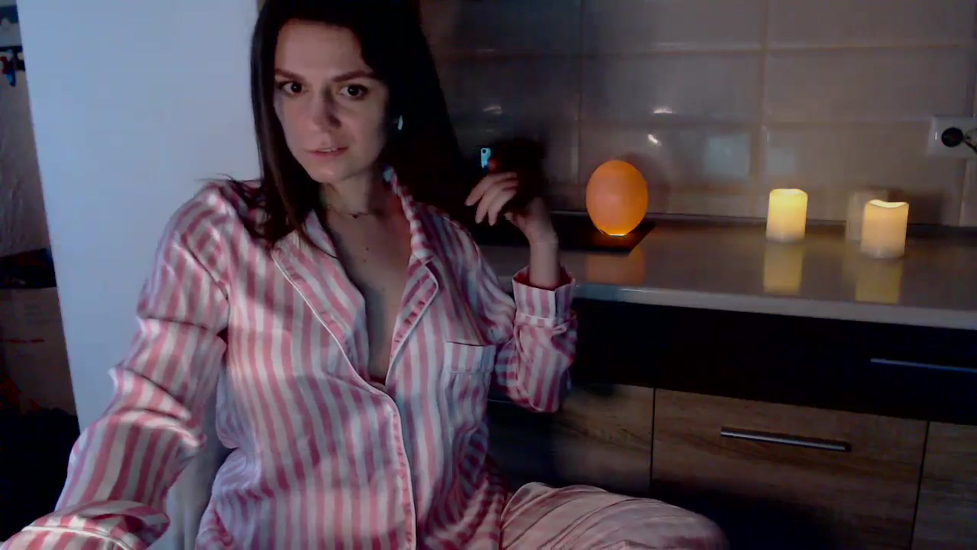 Gallery image thumbnail from MiracleSweet's myfreecams stream on, 11/19/2023, 08:58 image 5 of 20
