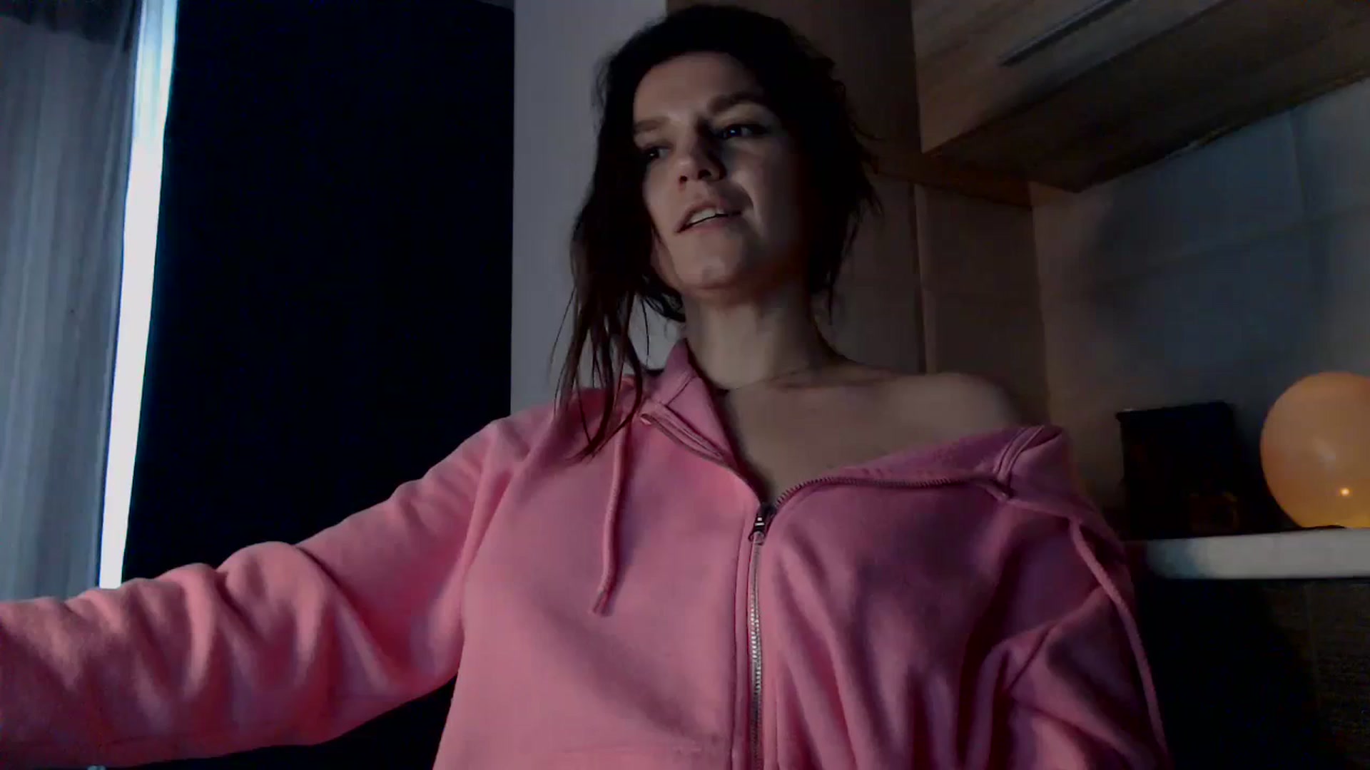 Gallery image thumbnail from MiracleSweet's myfreecams stream on, 11/21/2023, 10:24 image 20 of 20