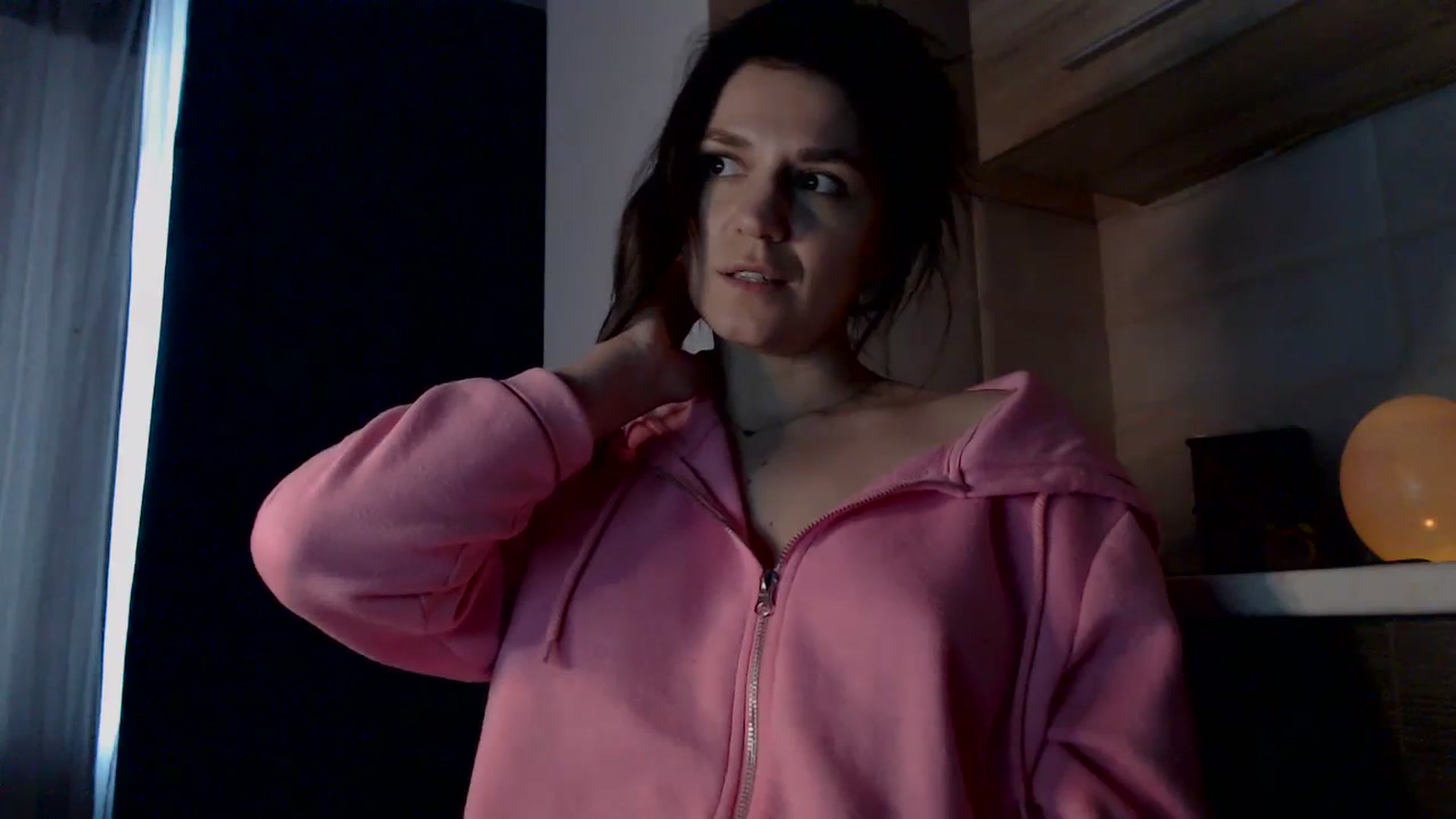 Gallery image thumbnail from MiracleSweet's myfreecams stream on, 11/21/2023, 10:24 image 11 of 20