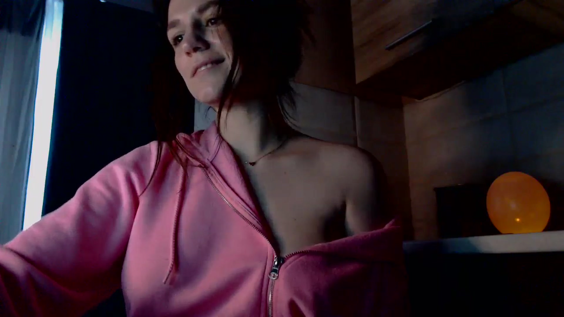 Gallery image thumbnail from MiracleSweet's myfreecams stream on, 11/21/2023, 11:08 image 11 of 20