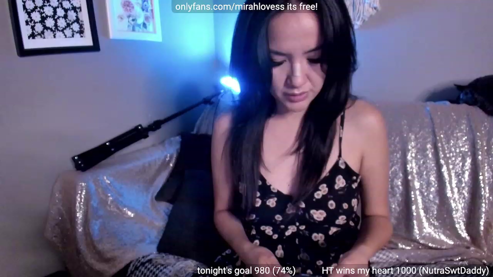Gallery image thumbnail from Mirah's myfreecams stream on, 08/16/2023, 05:40 image 6 of 20