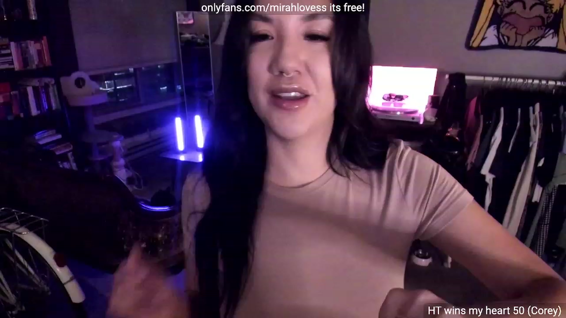 Gallery image thumbnail from Mirah's myfreecams stream on, 09/24/2023, 03:54 image 2 of 20