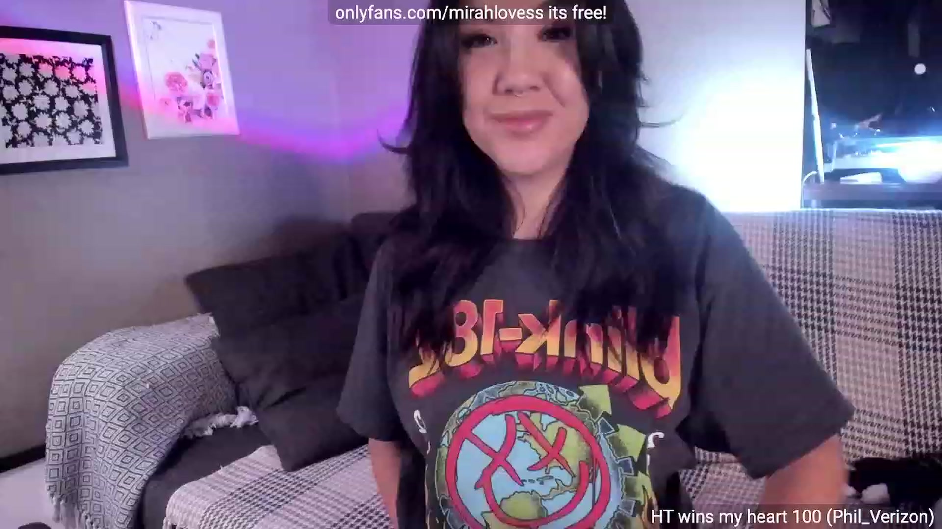 Gallery image thumbnail from Mirah's myfreecams stream on, 10/13/2023, 03:35 image 2 of 20